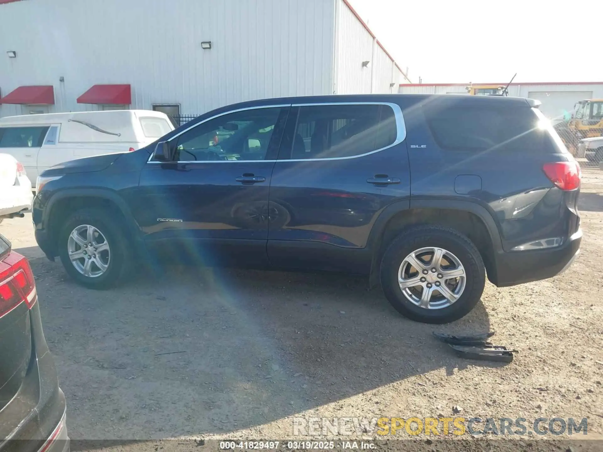 15 fotografías del automóvil dañado 1GKKNRLA1KZ254550 GMC ACADIA 2019