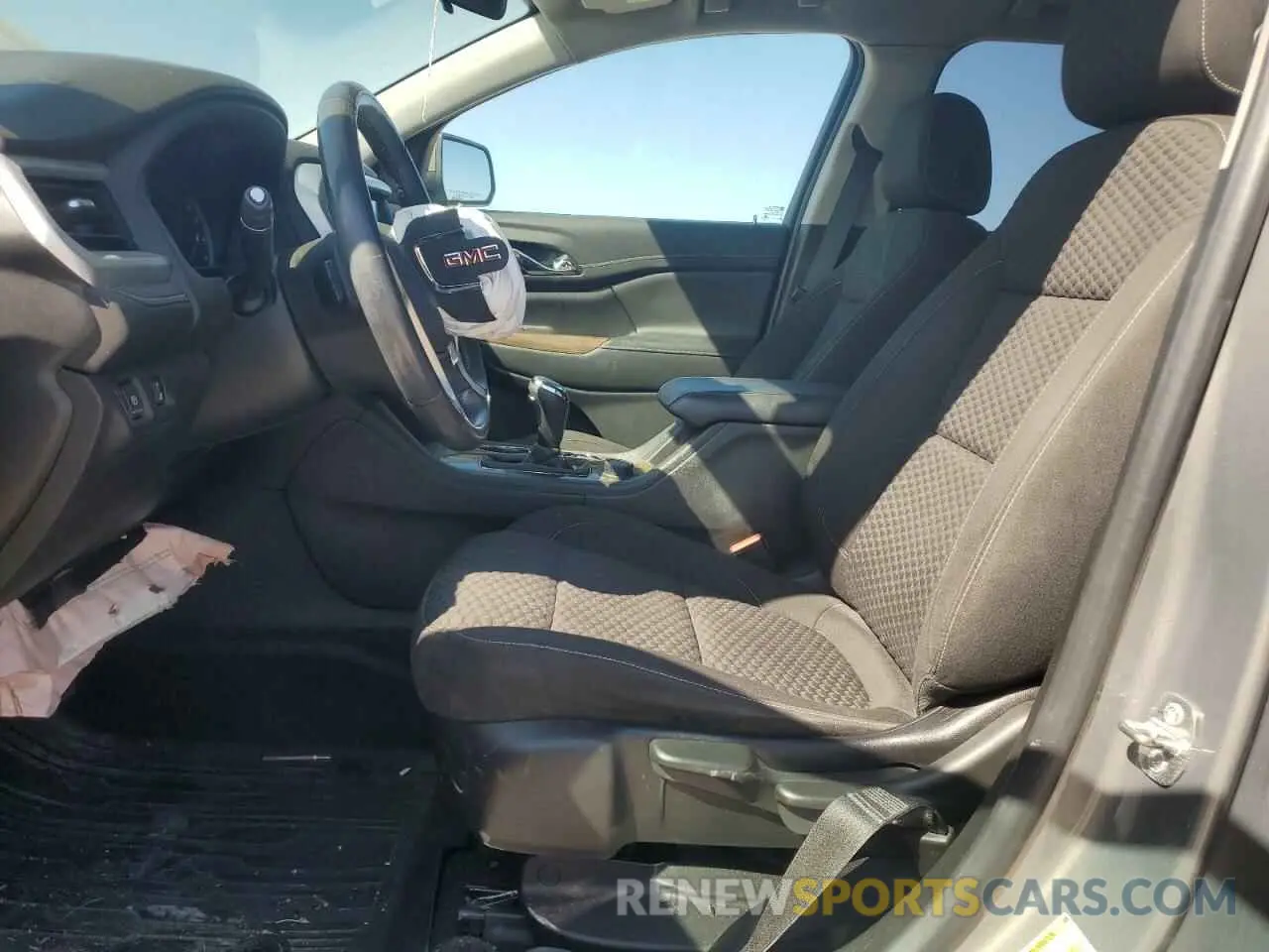 7 fotografías del automóvil dañado 1GKKNRLA4KZ194179 GMC ACADIA 2019
