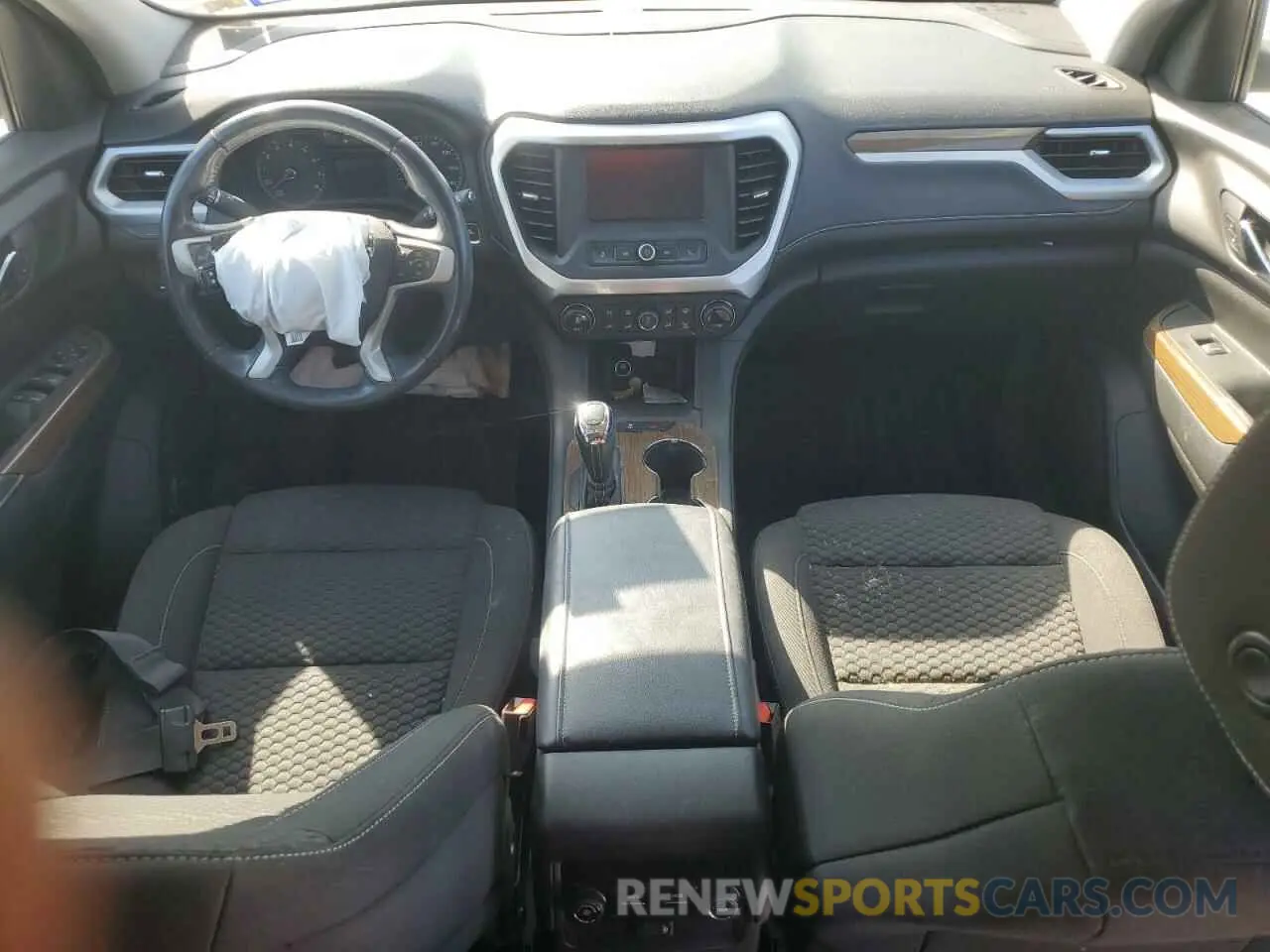 8 fotografías del automóvil dañado 1GKKNRLA4KZ194179 GMC ACADIA 2019
