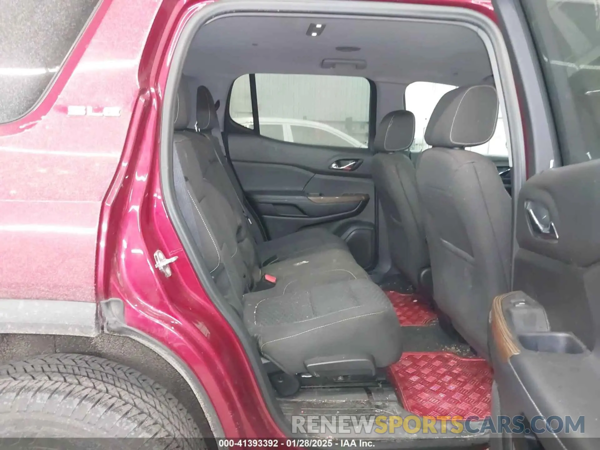 8 fotografías del automóvil dañado 1GKKNRLA6KZ247285 GMC ACADIA 2019