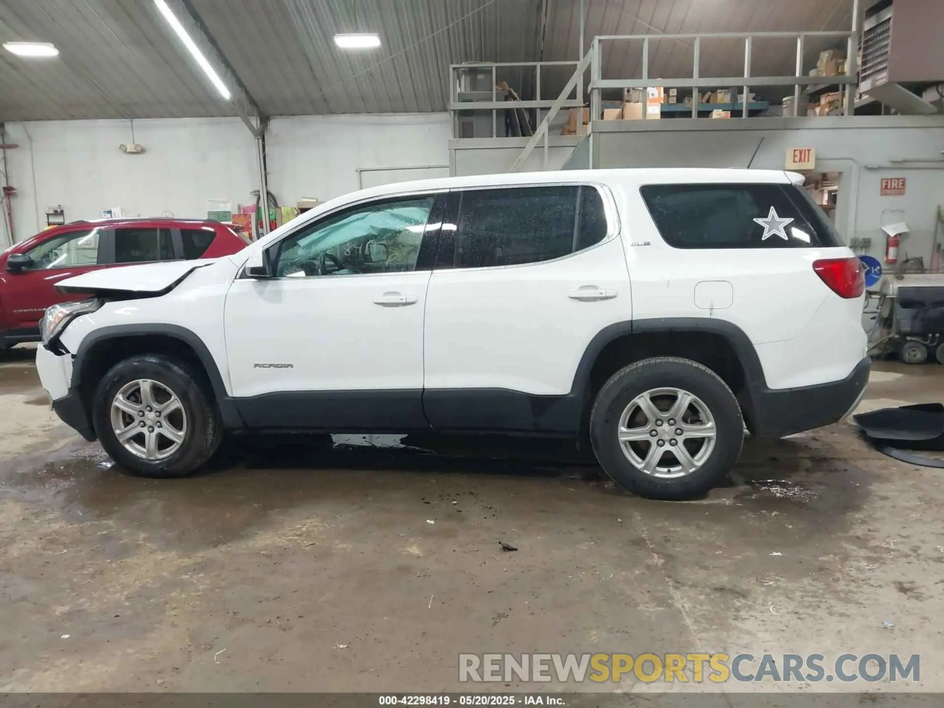14 fotografías del automóvil dañado 1GKKNRLAXKZ299194 GMC ACADIA 2019