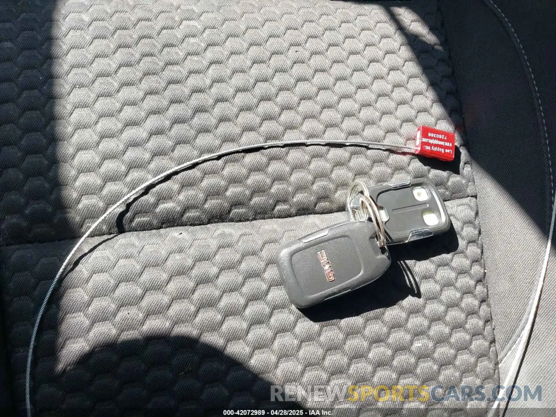 11 fotografías del automóvil dañado 1GKKNRLS8KZ122927 GMC ACADIA 2019