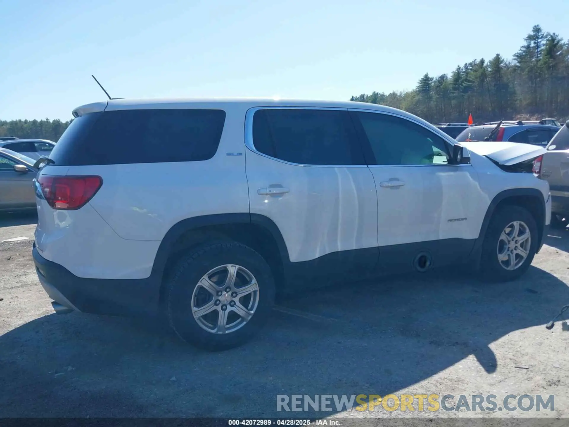 14 fotografías del automóvil dañado 1GKKNRLS8KZ122927 GMC ACADIA 2019