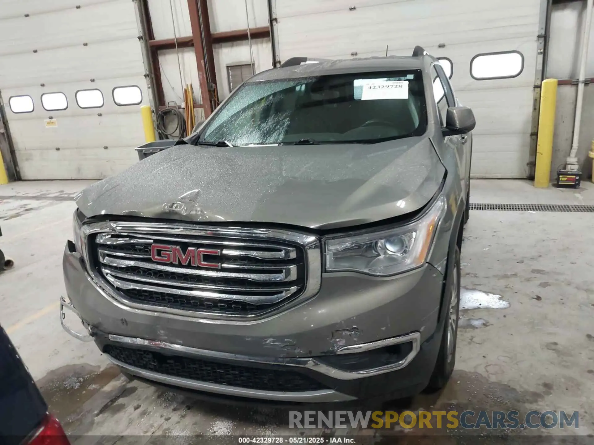 12 fotografías del automóvil dañado 1GKKNSLA4KZ264772 GMC ACADIA 2019