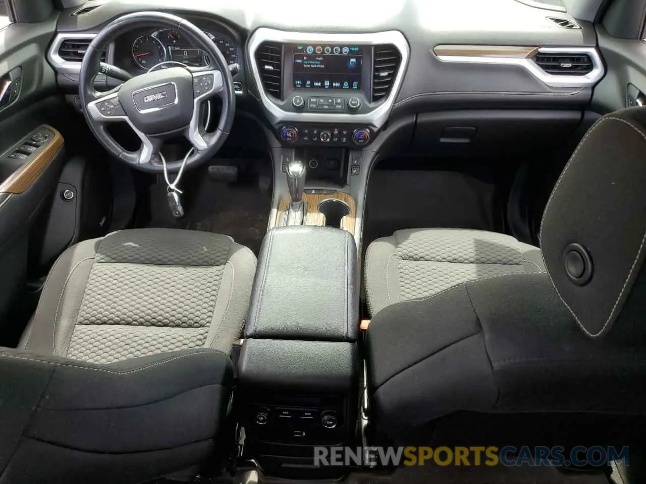 8 fotografías del automóvil dañado 1GKKNSLS0KZ240722 GMC ACADIA 2019