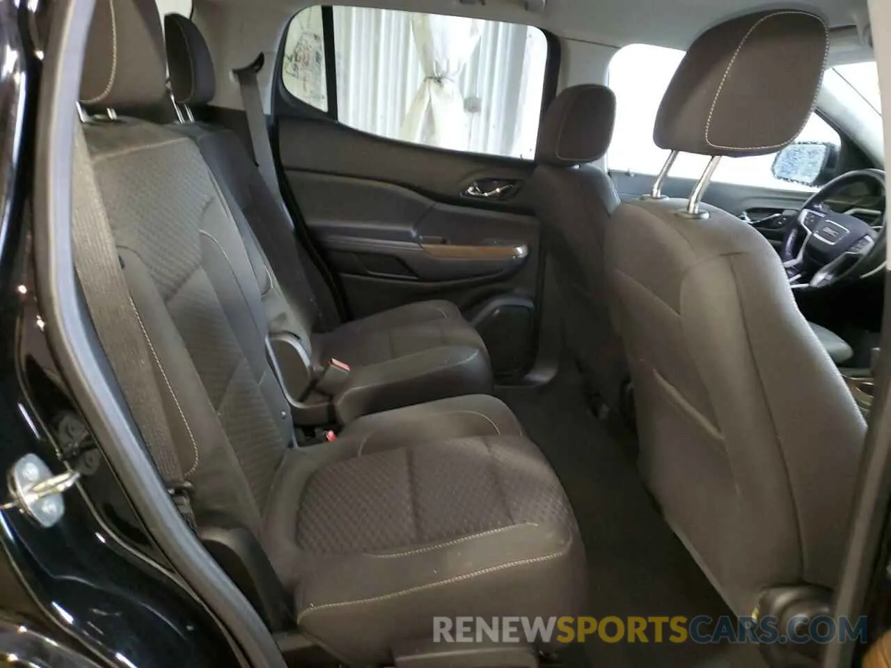 11 fotografías del automóvil dañado 1GKKNSLS1KZ108391 GMC ACADIA 2019