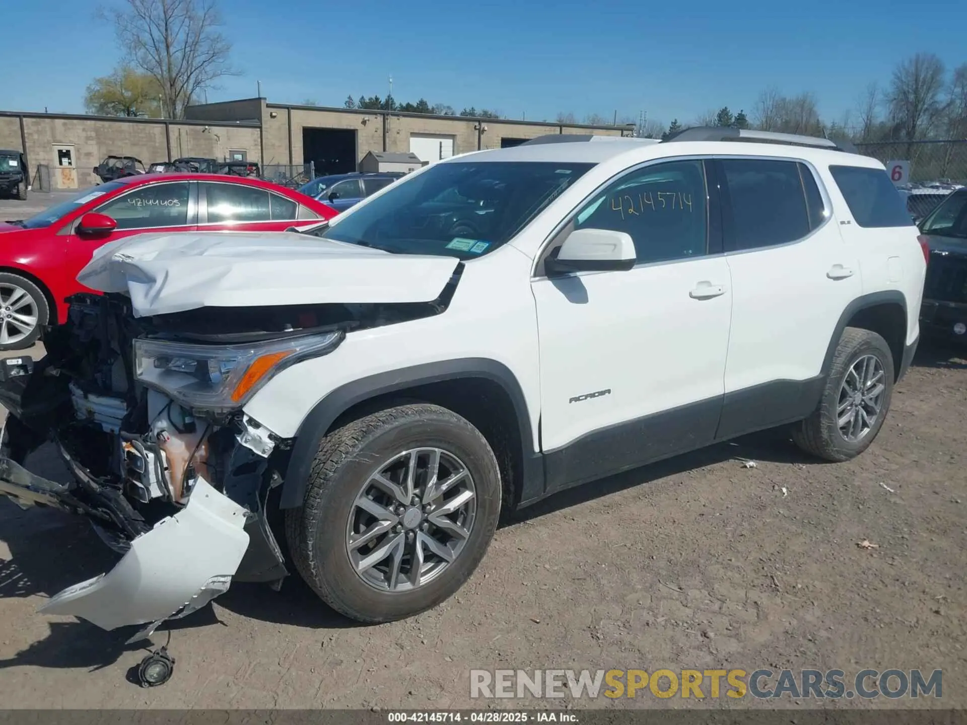 2 fotografías del automóvil dañado 1GKKNSLS4KZ237158 GMC ACADIA 2019