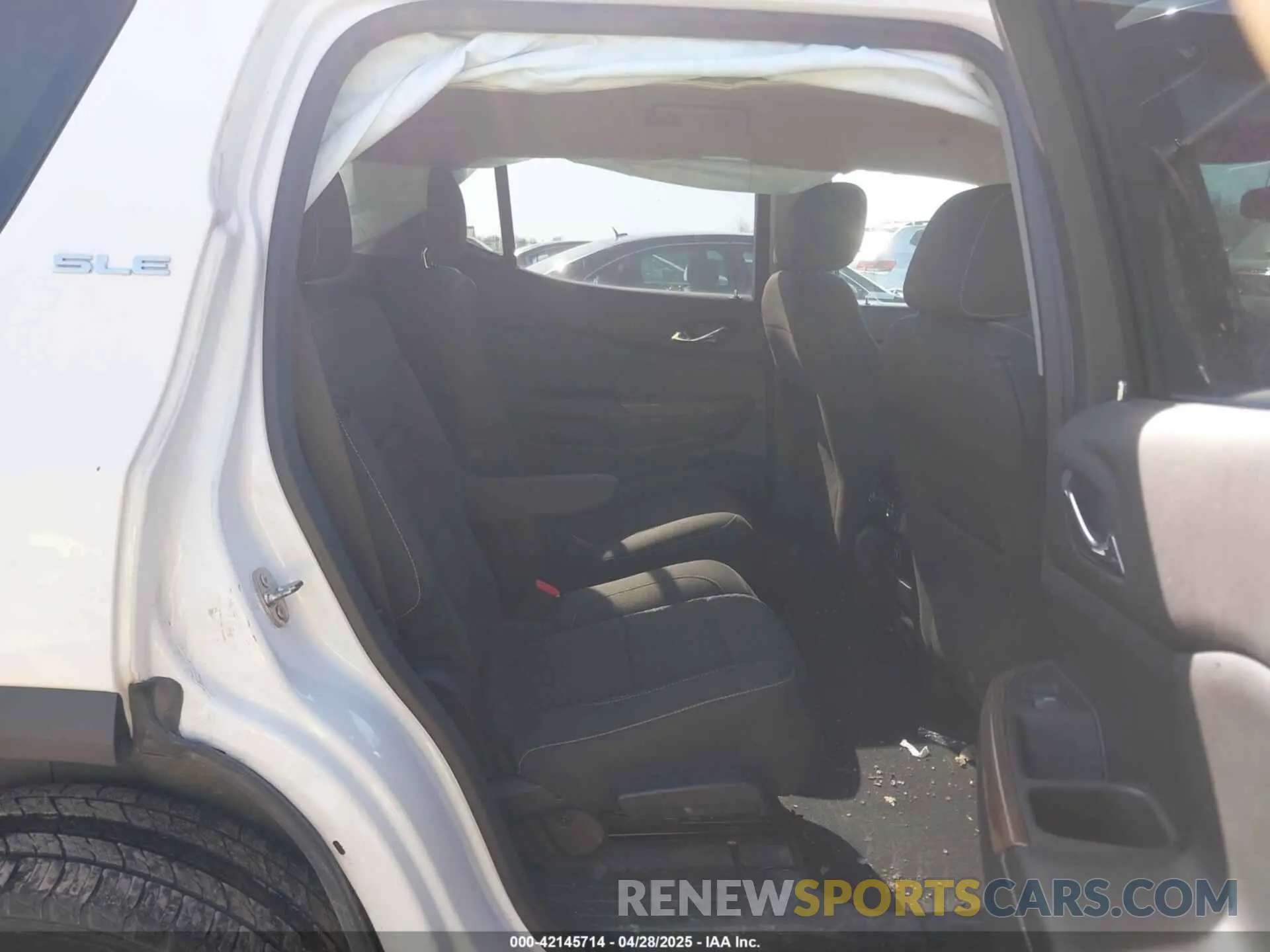 8 fotografías del automóvil dañado 1GKKNSLS4KZ237158 GMC ACADIA 2019