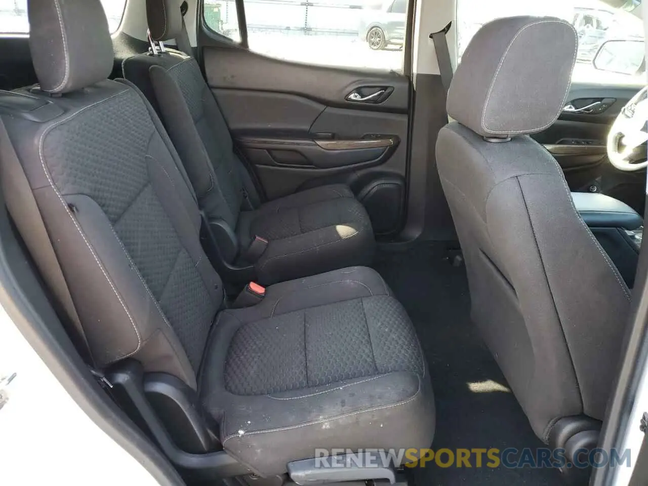 11 fotografías del automóvil dañado 1GKKNSLS8KZ115533 GMC ACADIA 2019