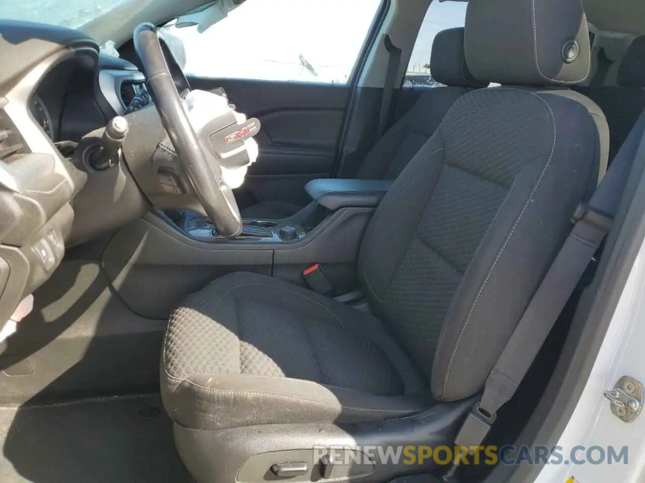 7 fotografías del automóvil dañado 1GKKNSLS8KZ115533 GMC ACADIA 2019