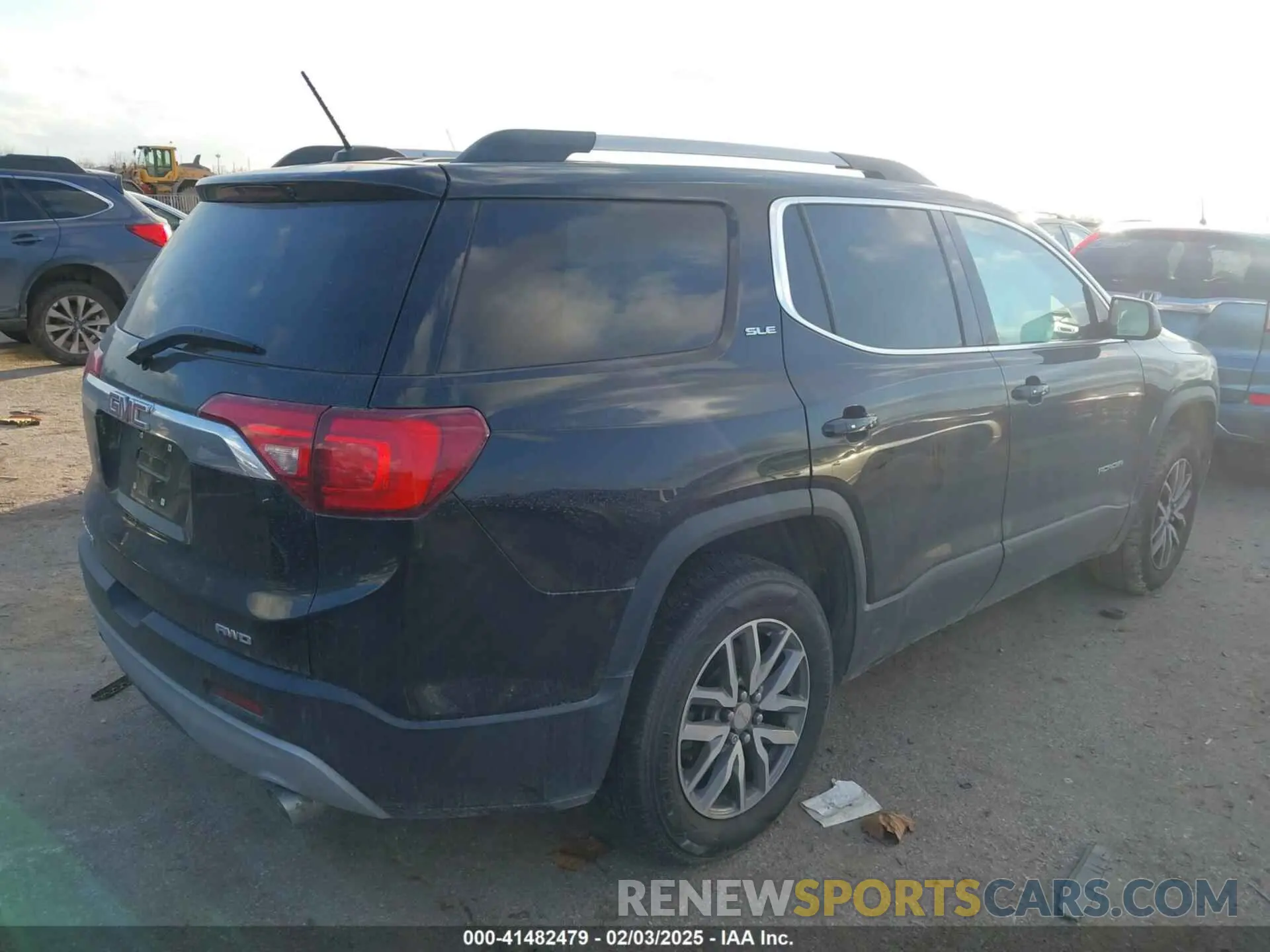 4 fotografías del automóvil dañado 1GKKNSLS8KZ207788 GMC ACADIA 2019