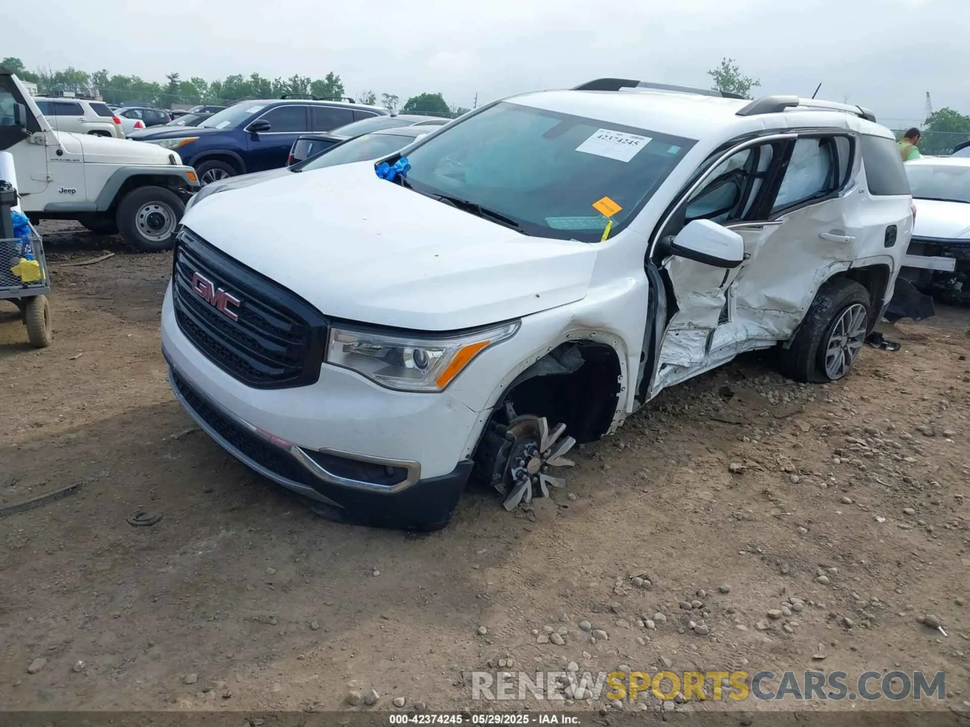 2 fotografías del automóvil dañado 1GKKNSLSXKZ277552 GMC ACADIA 2019