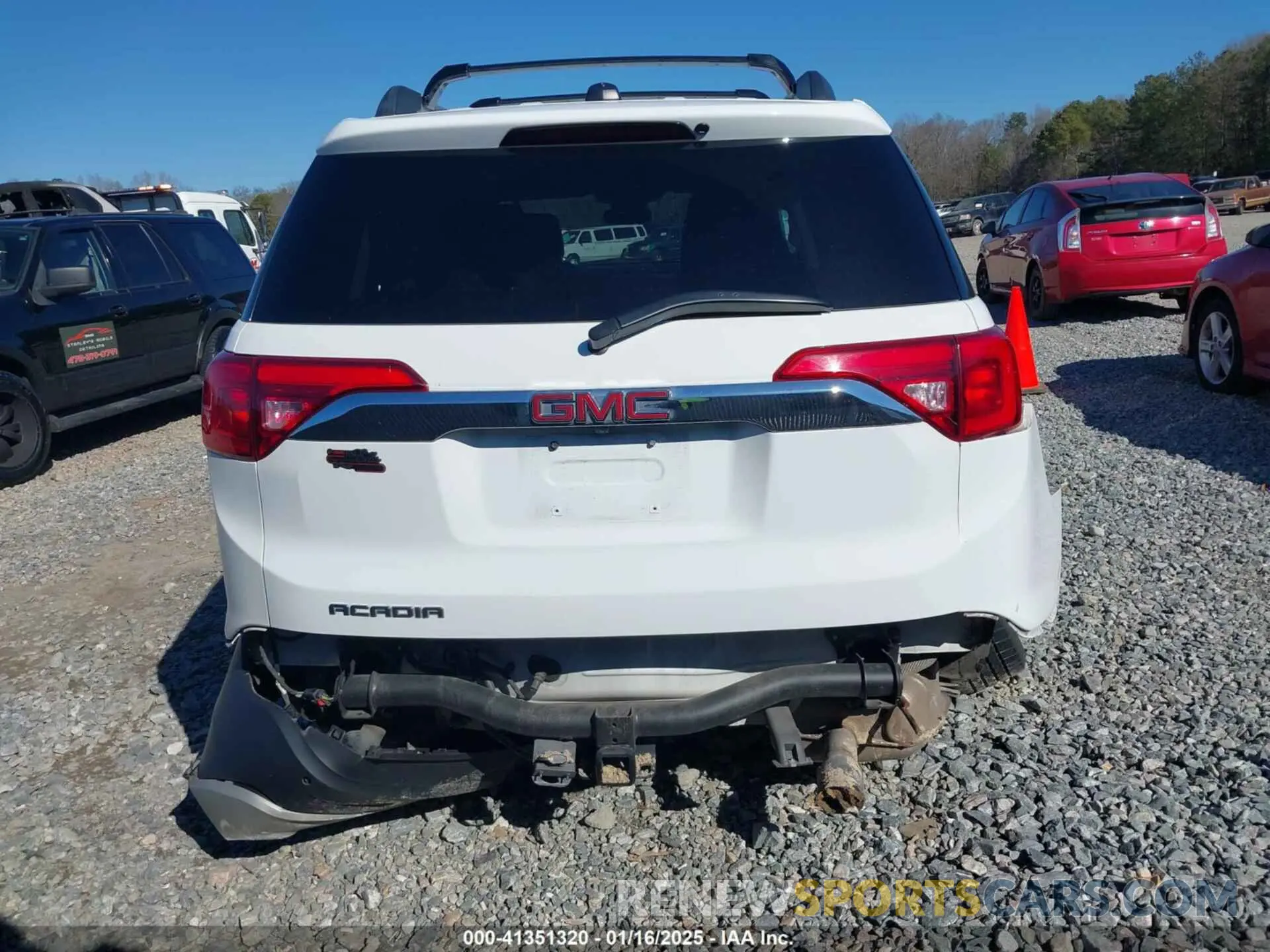15 fotografías del automóvil dañado 1GKKNULS1KZ219678 GMC ACADIA 2019