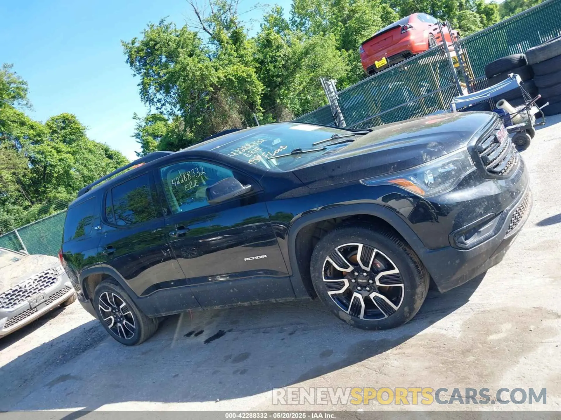 12 fotografías del automóvil dañado 1GKKNULS6KZ210622 GMC ACADIA 2019
