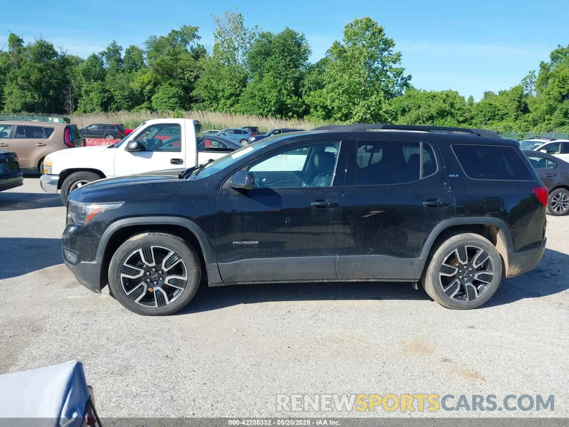 13 fotografías del automóvil dañado 1GKKNULS6KZ210622 GMC ACADIA 2019