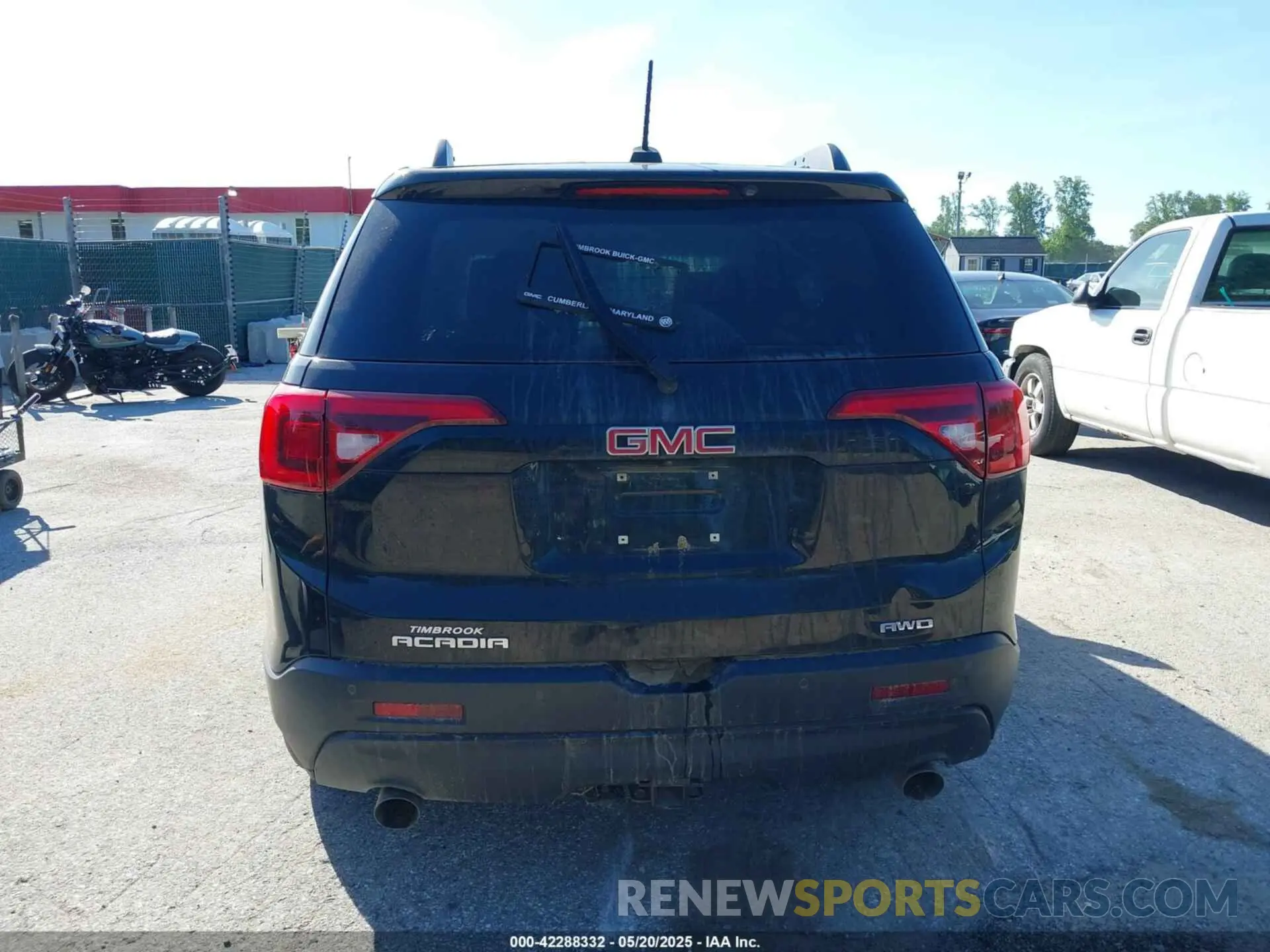 15 fotografías del automóvil dañado 1GKKNULS6KZ210622 GMC ACADIA 2019