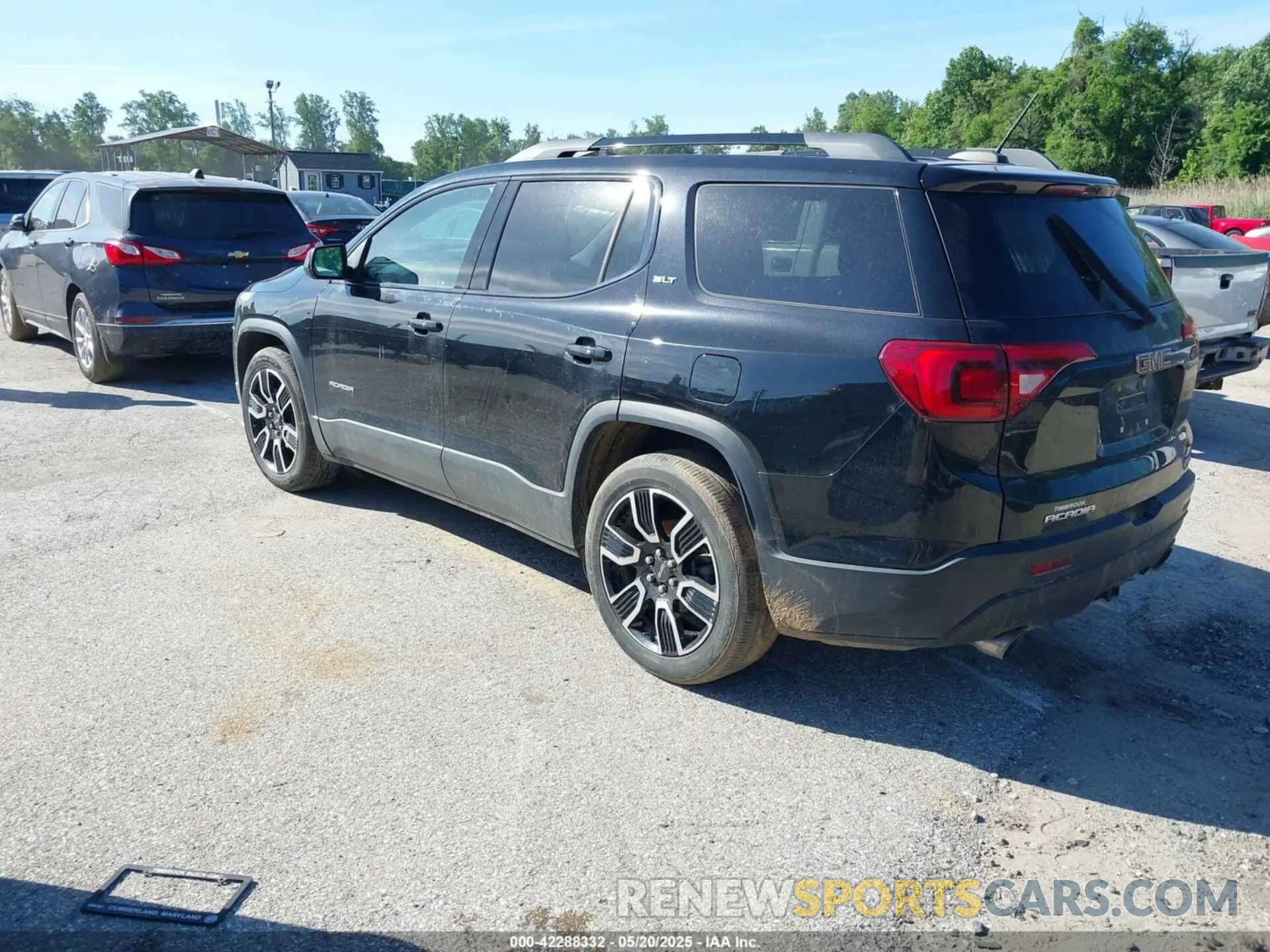 3 fotografías del automóvil dañado 1GKKNULS6KZ210622 GMC ACADIA 2019