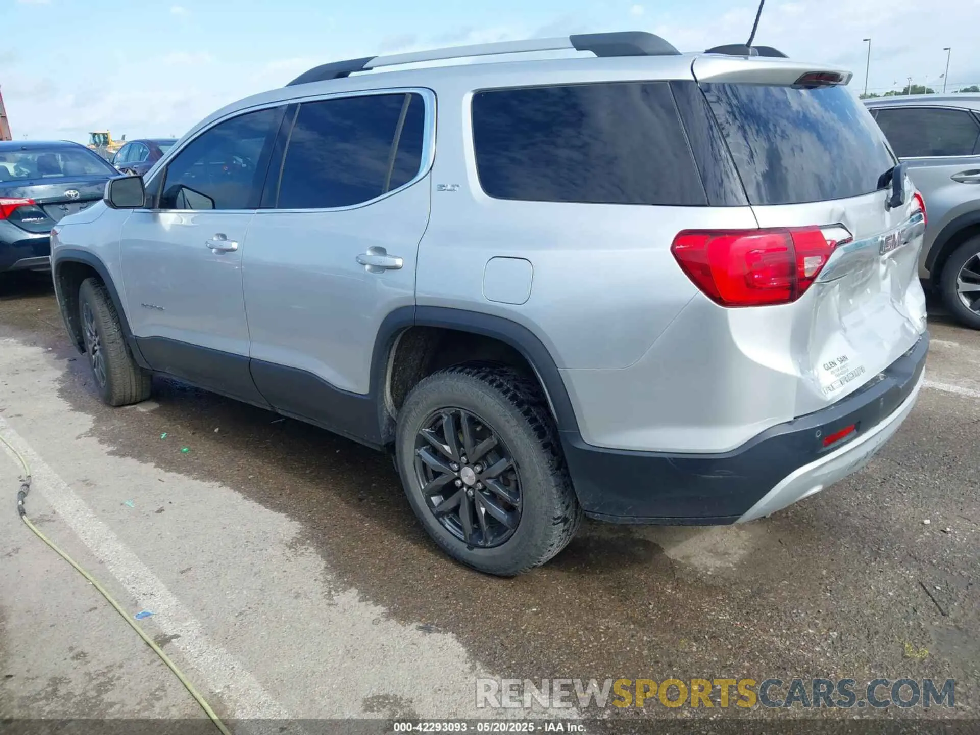 3 fotografías del automóvil dañado 1GKKNULS7KZ193894 GMC ACADIA 2019