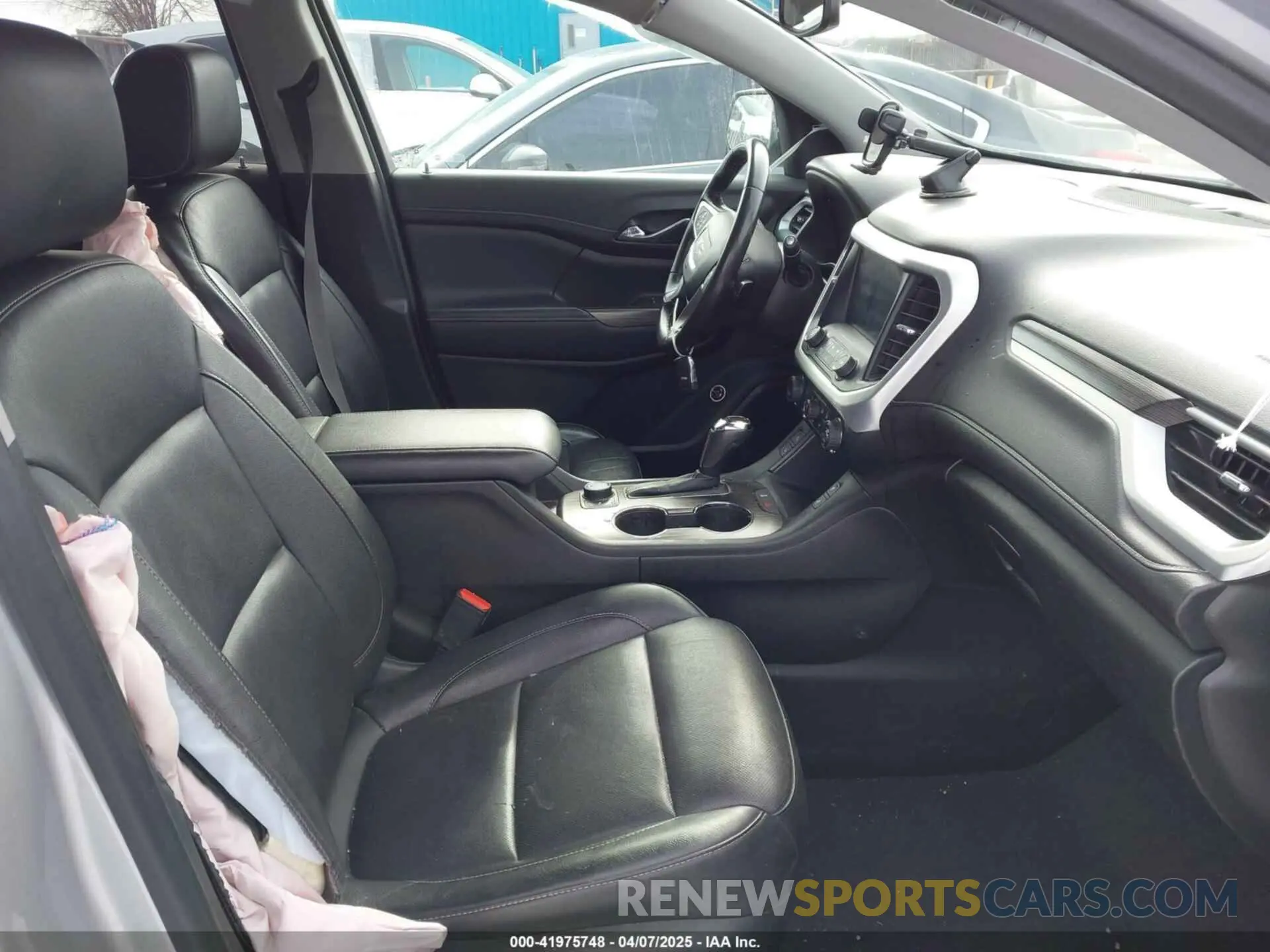 5 fotografías del automóvil dañado 1GKKNULS9KZ246014 GMC ACADIA 2019