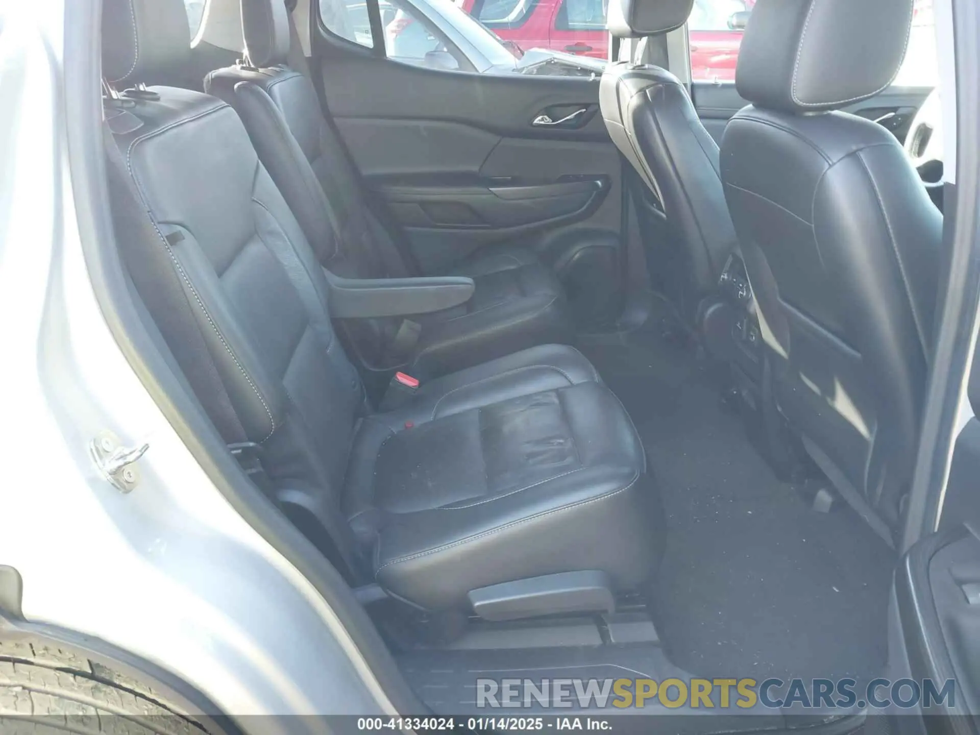 8 fotografías del automóvil dañado 1GKKNULS9KZ269941 GMC ACADIA 2019