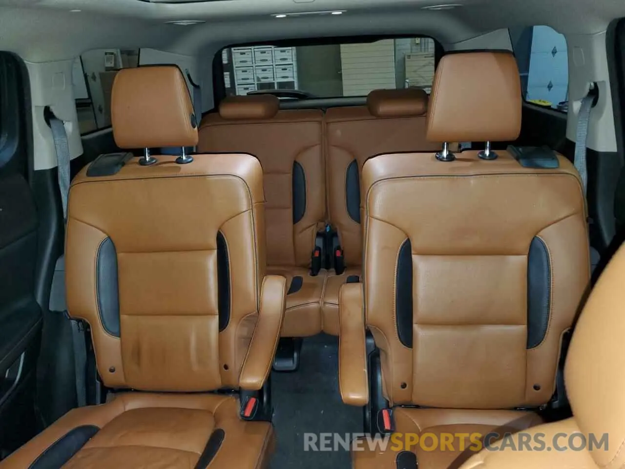 10 fotografías del automóvil dañado 1GKKNVLS8KZ134102 GMC ACADIA 2019