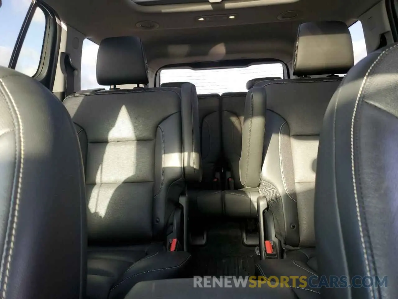 10 fotografías del automóvil dañado 1GKKNWLS0KZ153149 GMC ACADIA 2019