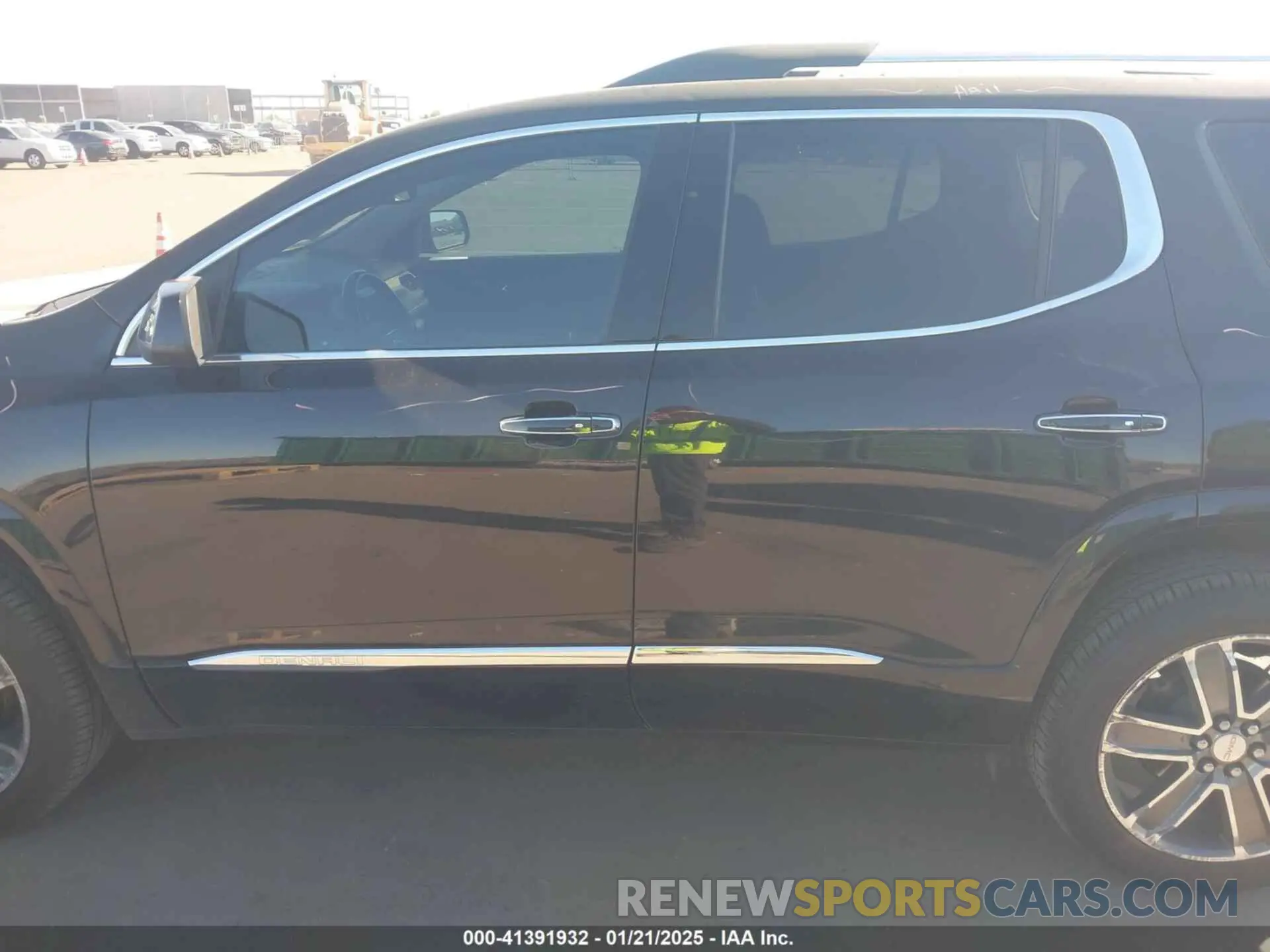 15 fotografías del automóvil dañado 1GKKNXLS5KZ200407 GMC ACADIA 2019