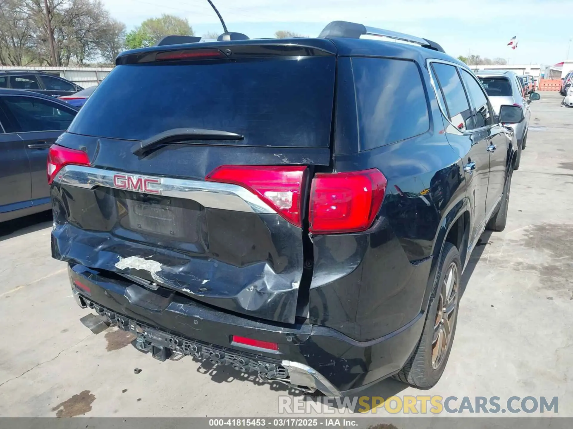 4 fotografías del automóvil dañado 1GKKNXLS7KZ162548 GMC ACADIA 2019
