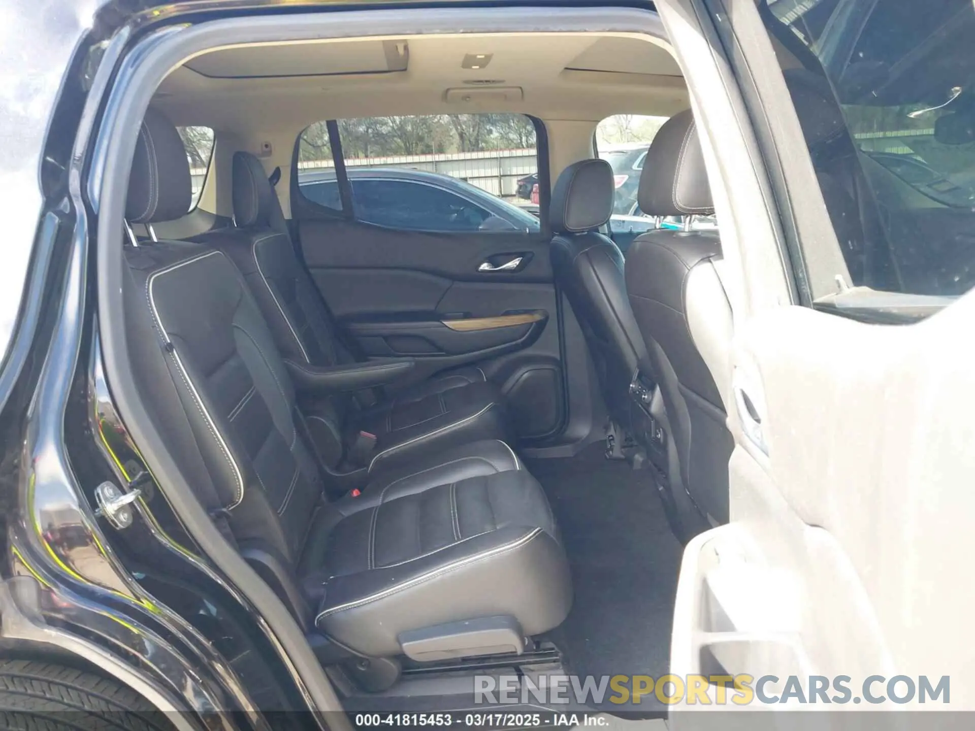 8 fotografías del automóvil dañado 1GKKNXLS7KZ162548 GMC ACADIA 2019