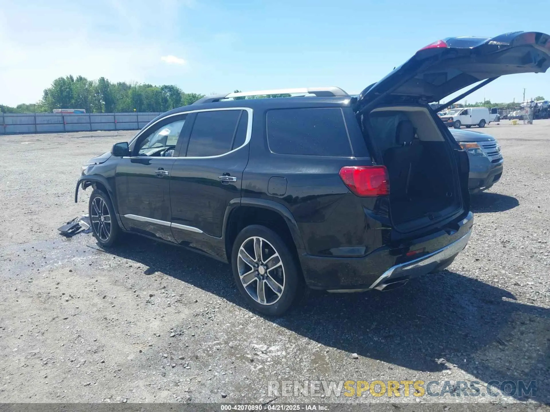 3 fotografías del automóvil dañado 1GKKNXLS7KZ226863 GMC ACADIA 2019