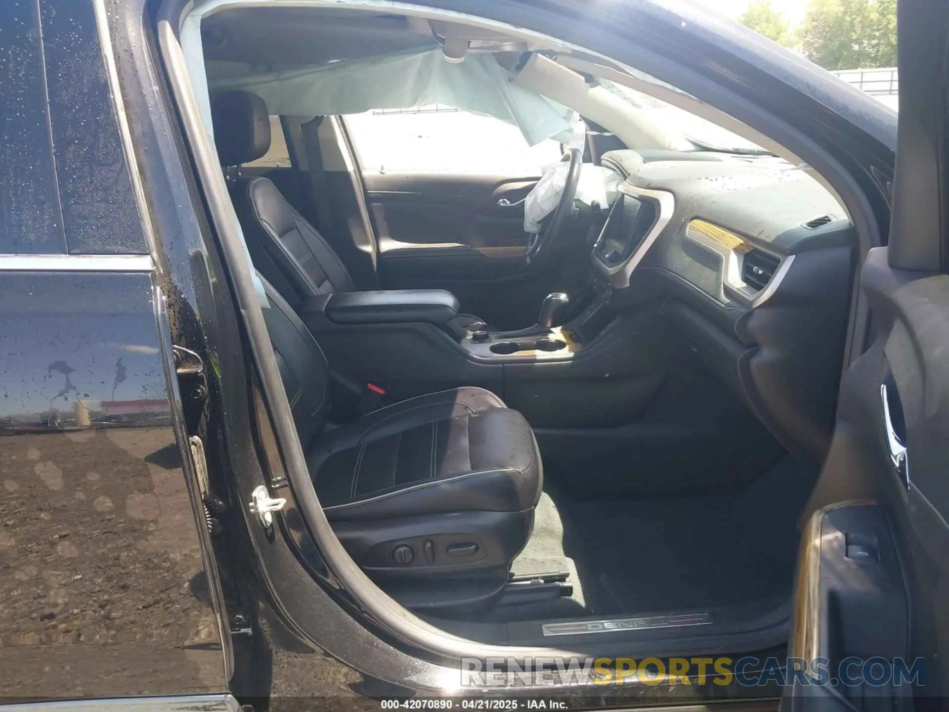 5 fotografías del automóvil dañado 1GKKNXLS7KZ226863 GMC ACADIA 2019