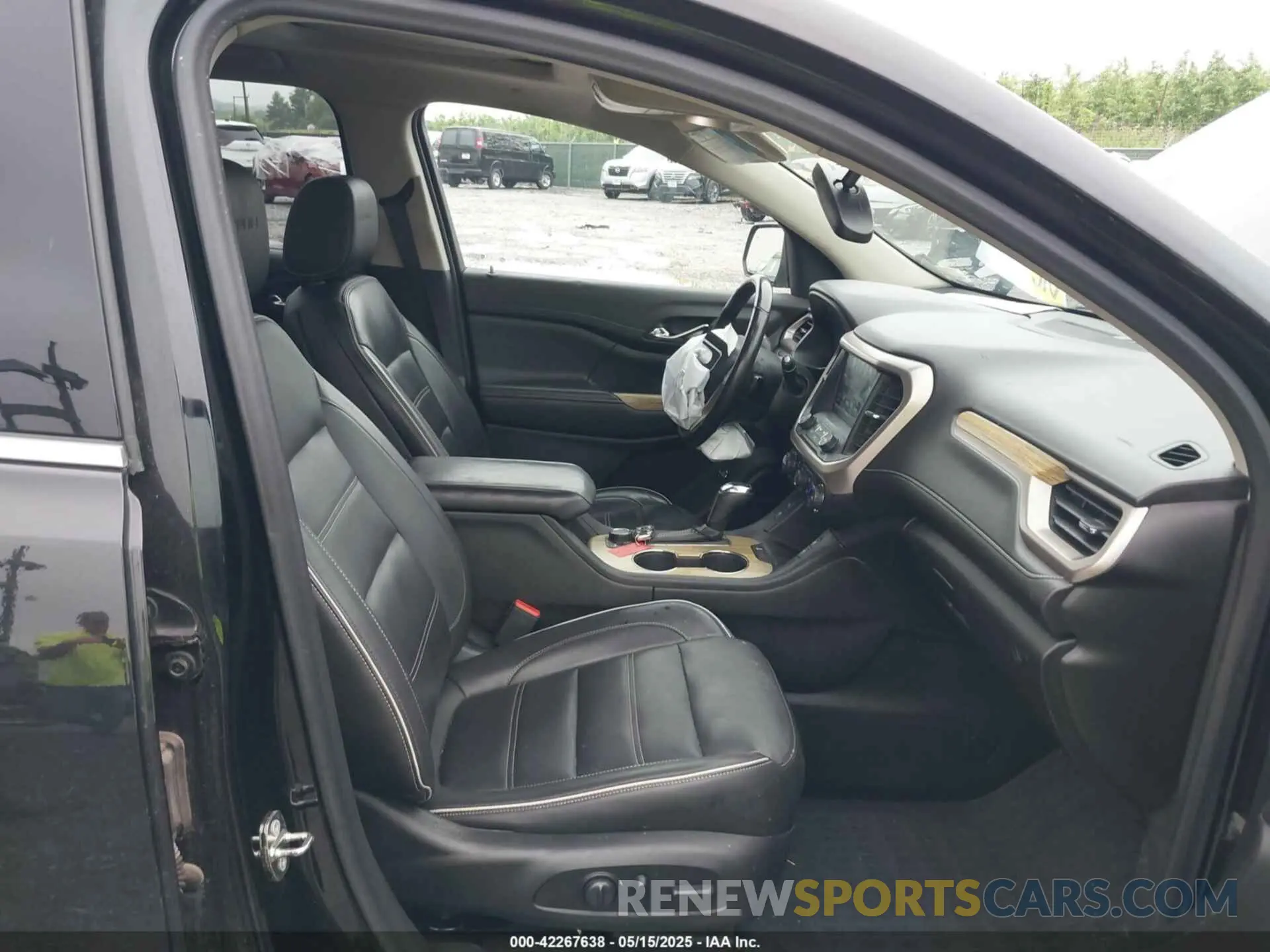 5 fotografías del automóvil dañado 1GKKNXLSXKZ100397 GMC ACADIA 2019