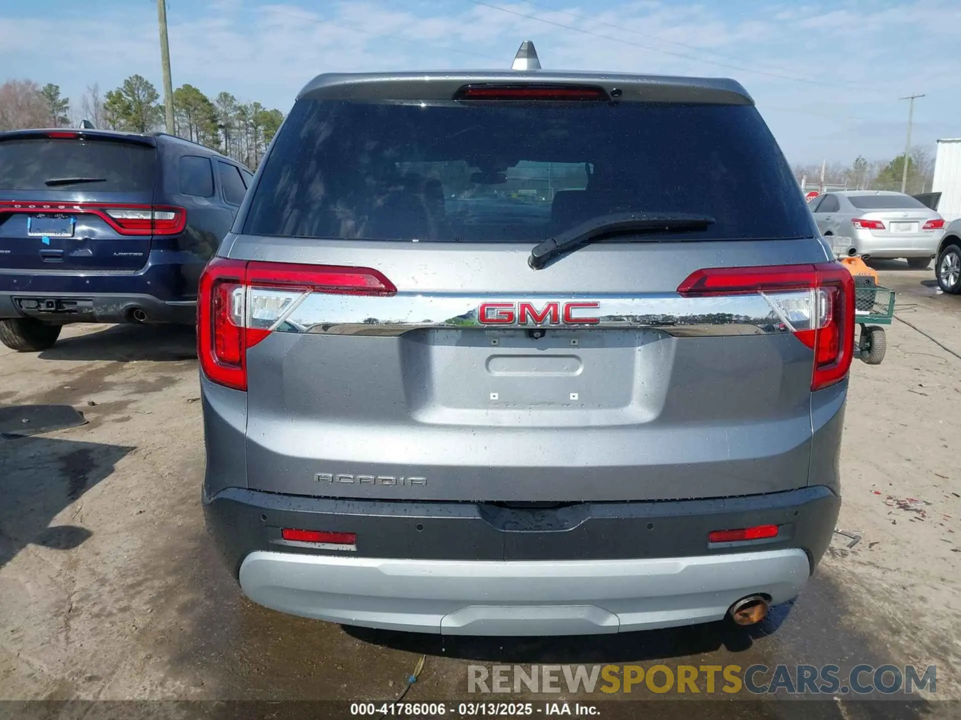 16 fotografías del automóvil dañado 1GKKNKLA4LZ168965 GMC ACADIA 2020