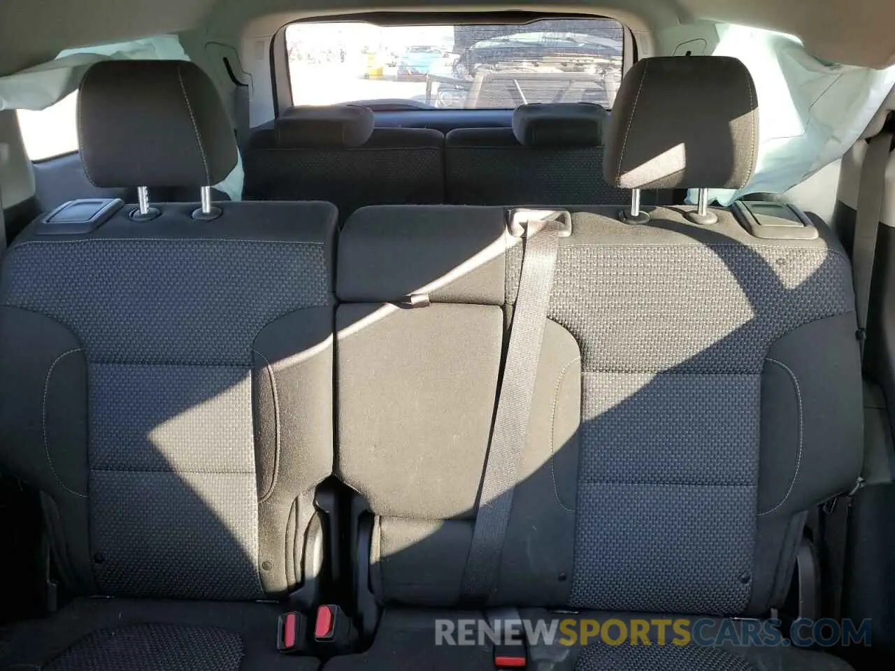 10 fotografías del automóvil dañado 1GKKNKLA4LZ240358 GMC ACADIA 2020