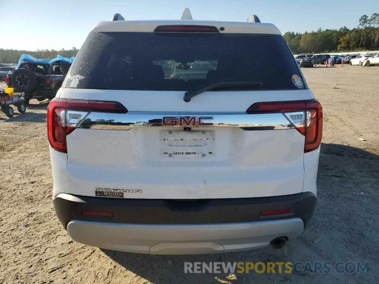 6 fotografías del automóvil dañado 1GKKNKLA4LZ240358 GMC ACADIA 2020
