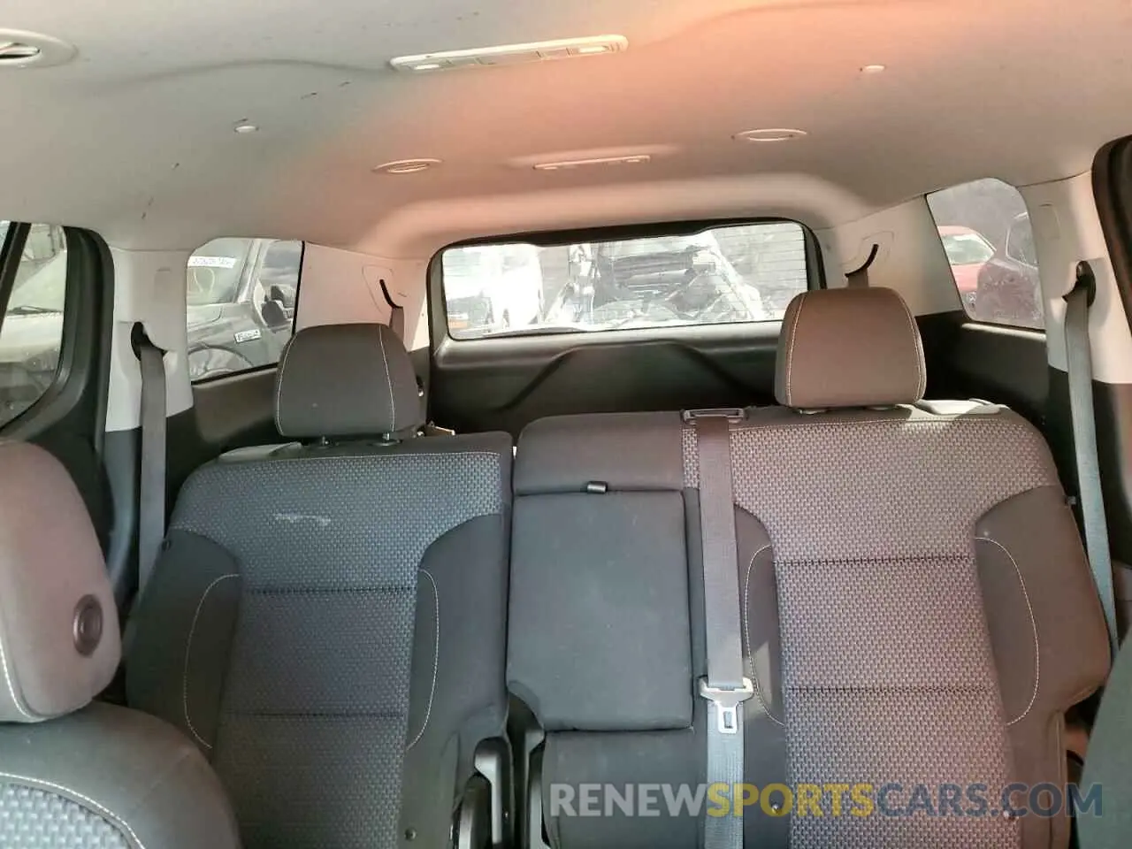 10 fotografías del automóvil dañado 1GKKNKLA7LZ229743 GMC ACADIA 2020