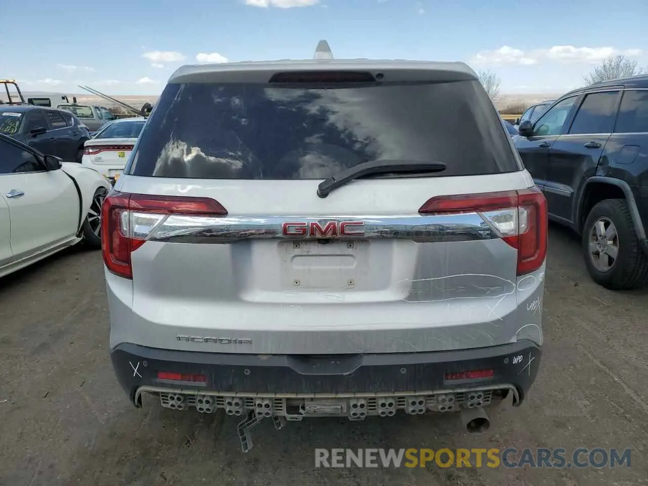 6 fotografías del automóvil dañado 1GKKNKLA7LZ229743 GMC ACADIA 2020