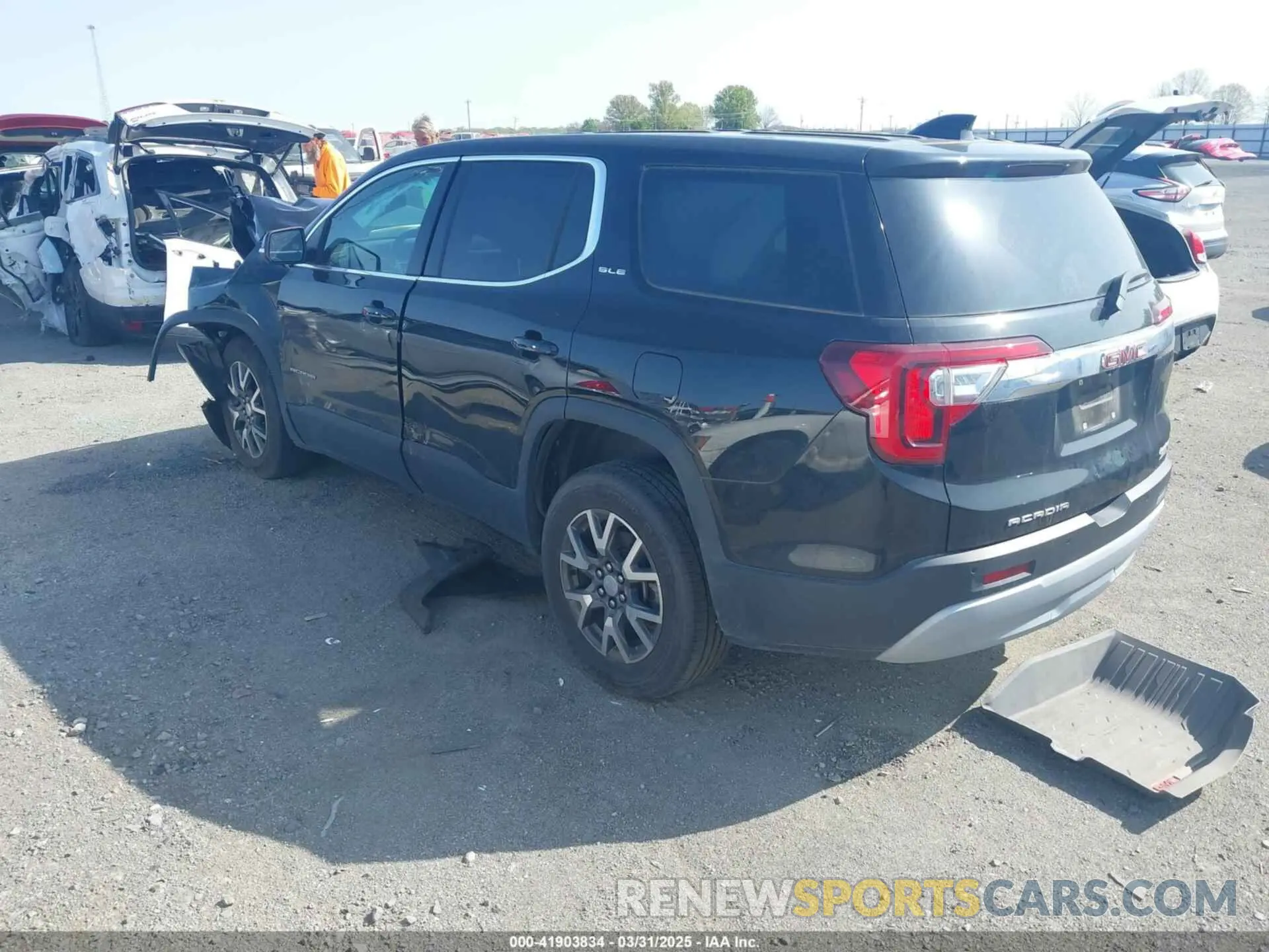 3 fotografías del automóvil dañado 1GKKNKLAXLZ210734 GMC ACADIA 2020