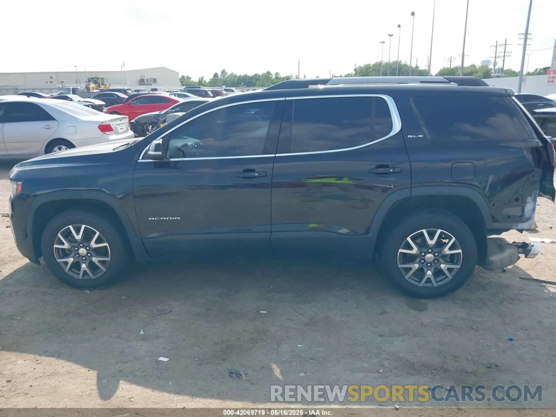 14 fotografías del automóvil dañado 1GKKNKLS4LZ128815 GMC ACADIA 2020