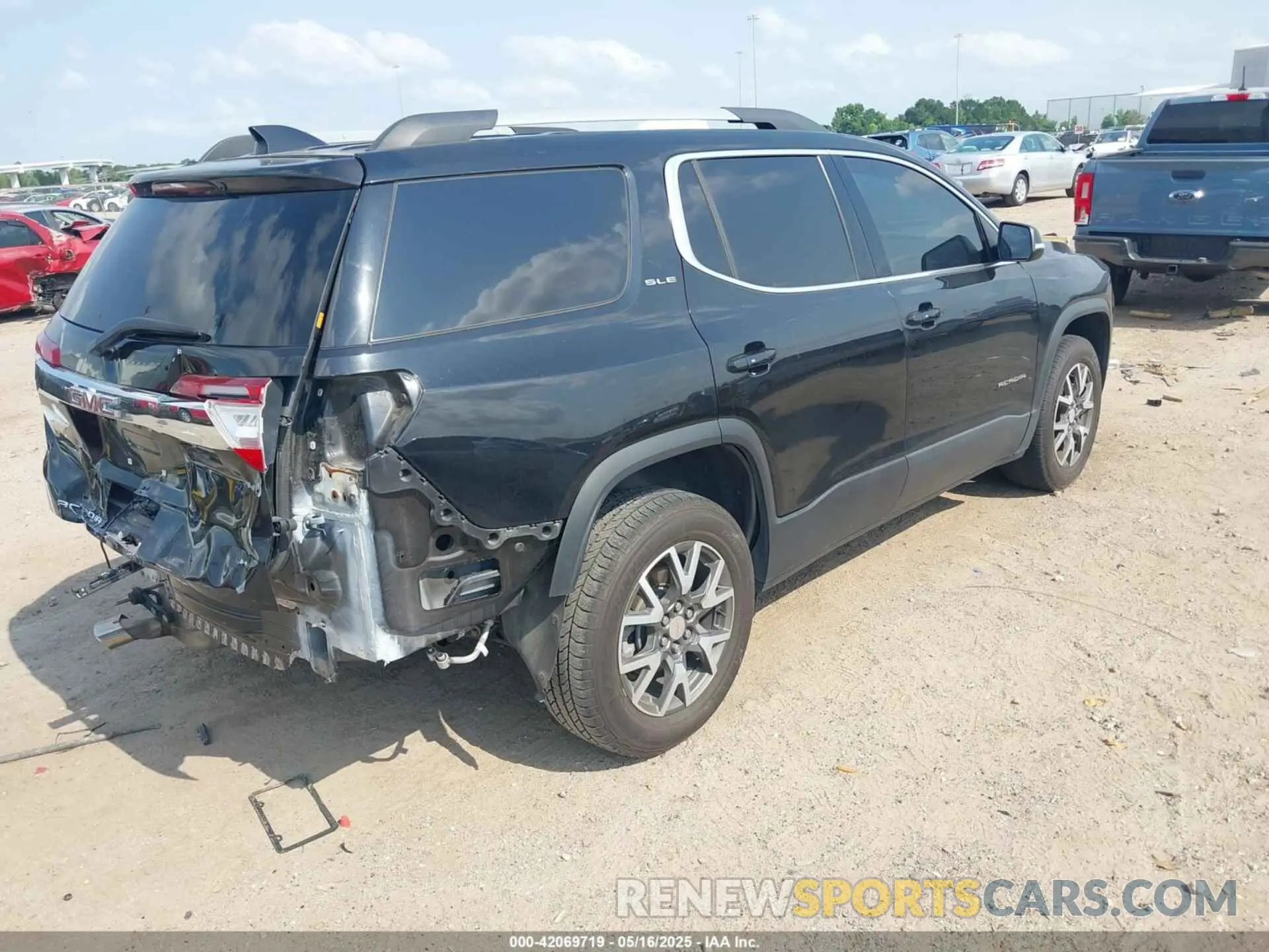 4 fotografías del automóvil dañado 1GKKNKLS4LZ128815 GMC ACADIA 2020