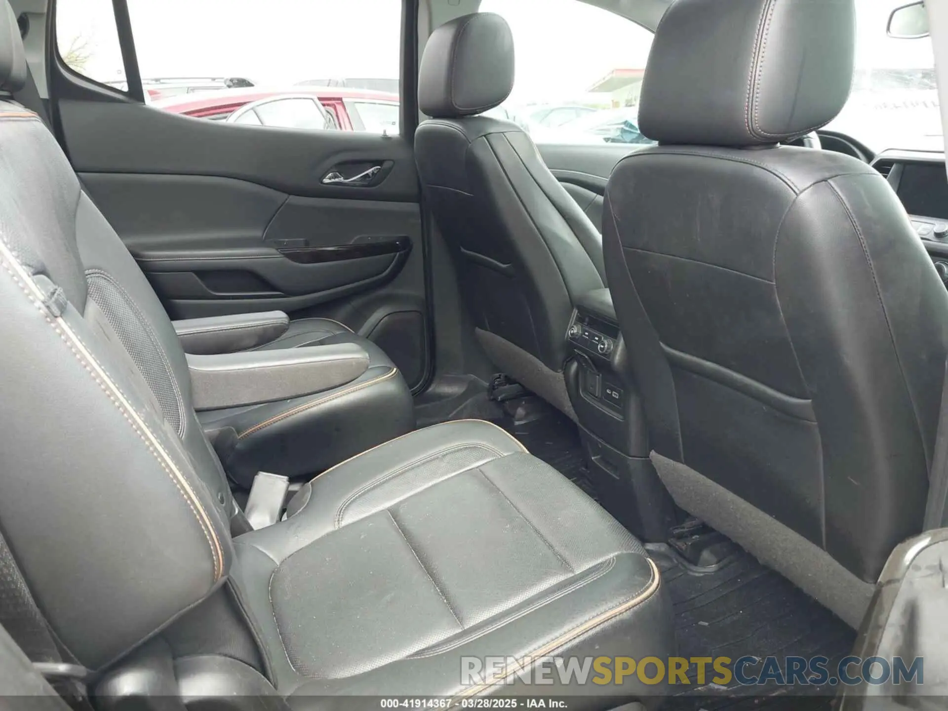 8 fotografías del automóvil dañado 1GKKNLLS9LZ156258 GMC ACADIA 2020