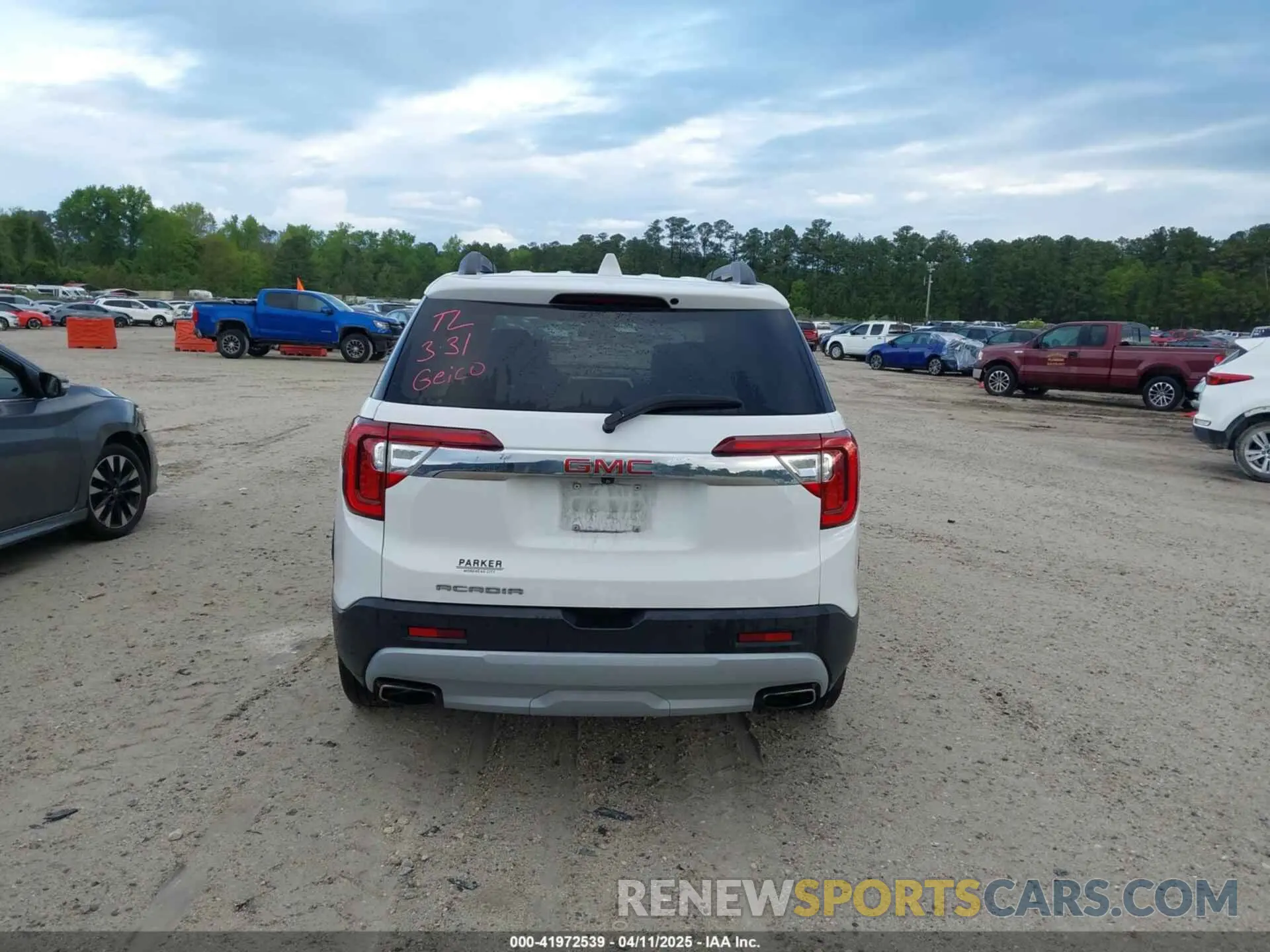 16 fotografías del automóvil dañado 1GKKNML44LZ203820 GMC ACADIA 2020