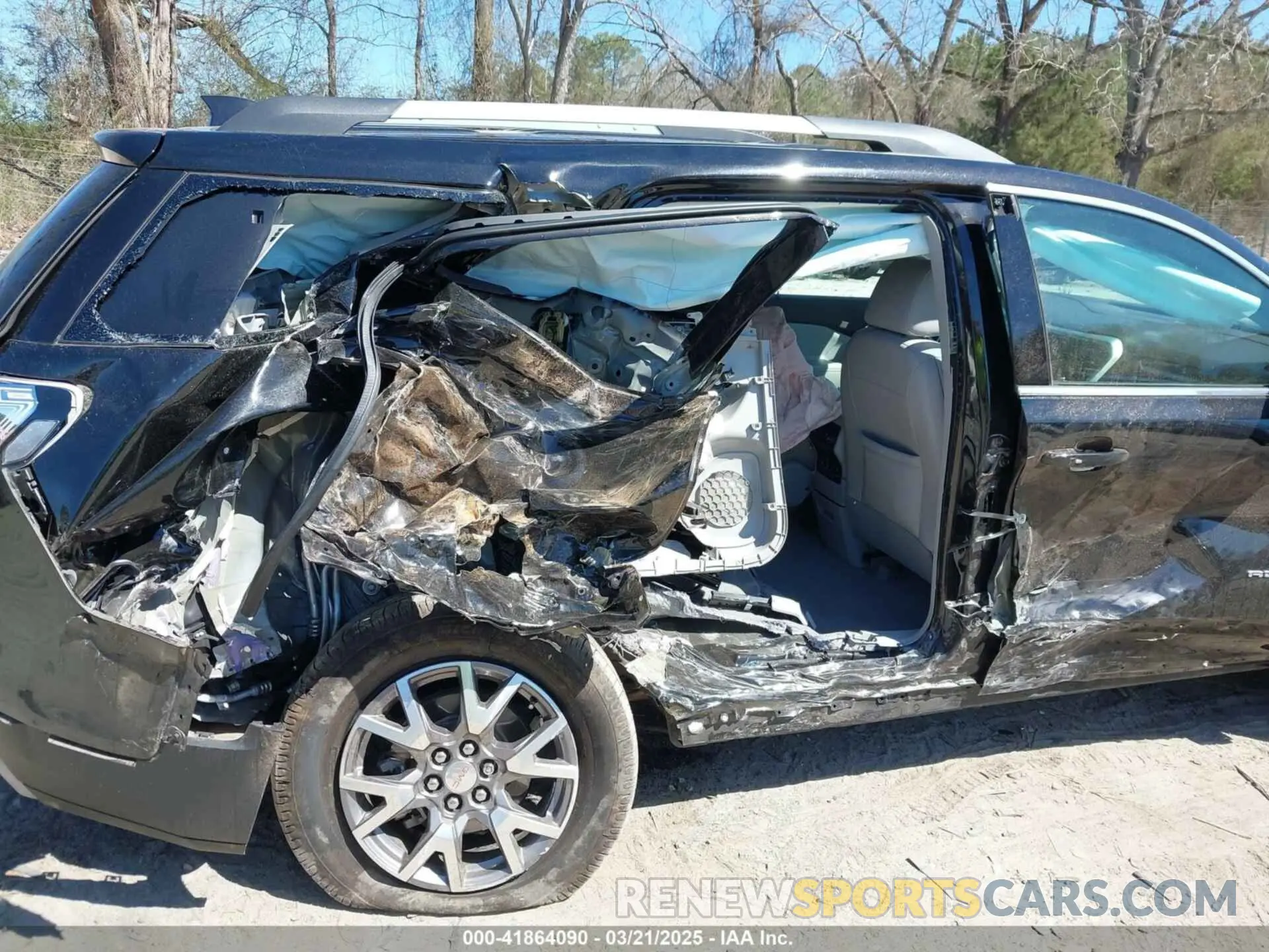 6 fotografías del automóvil dañado 1GKKNMLS4LZ227985 GMC ACADIA 2020
