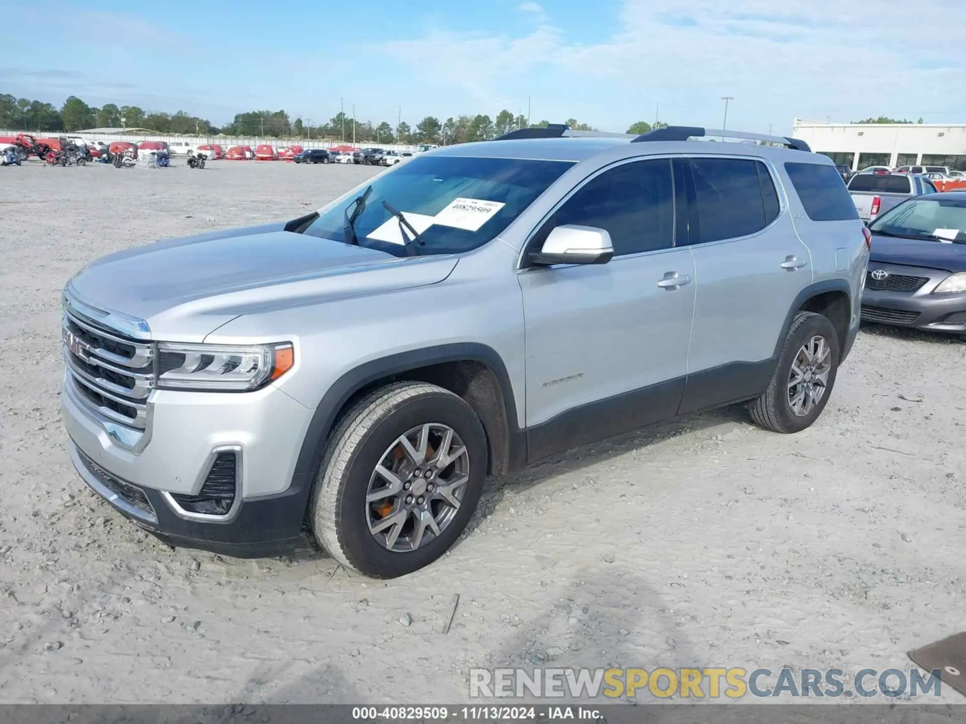 2 fotografías del automóvil dañado 1GKKNMLS8LZ229870 GMC ACADIA 2020