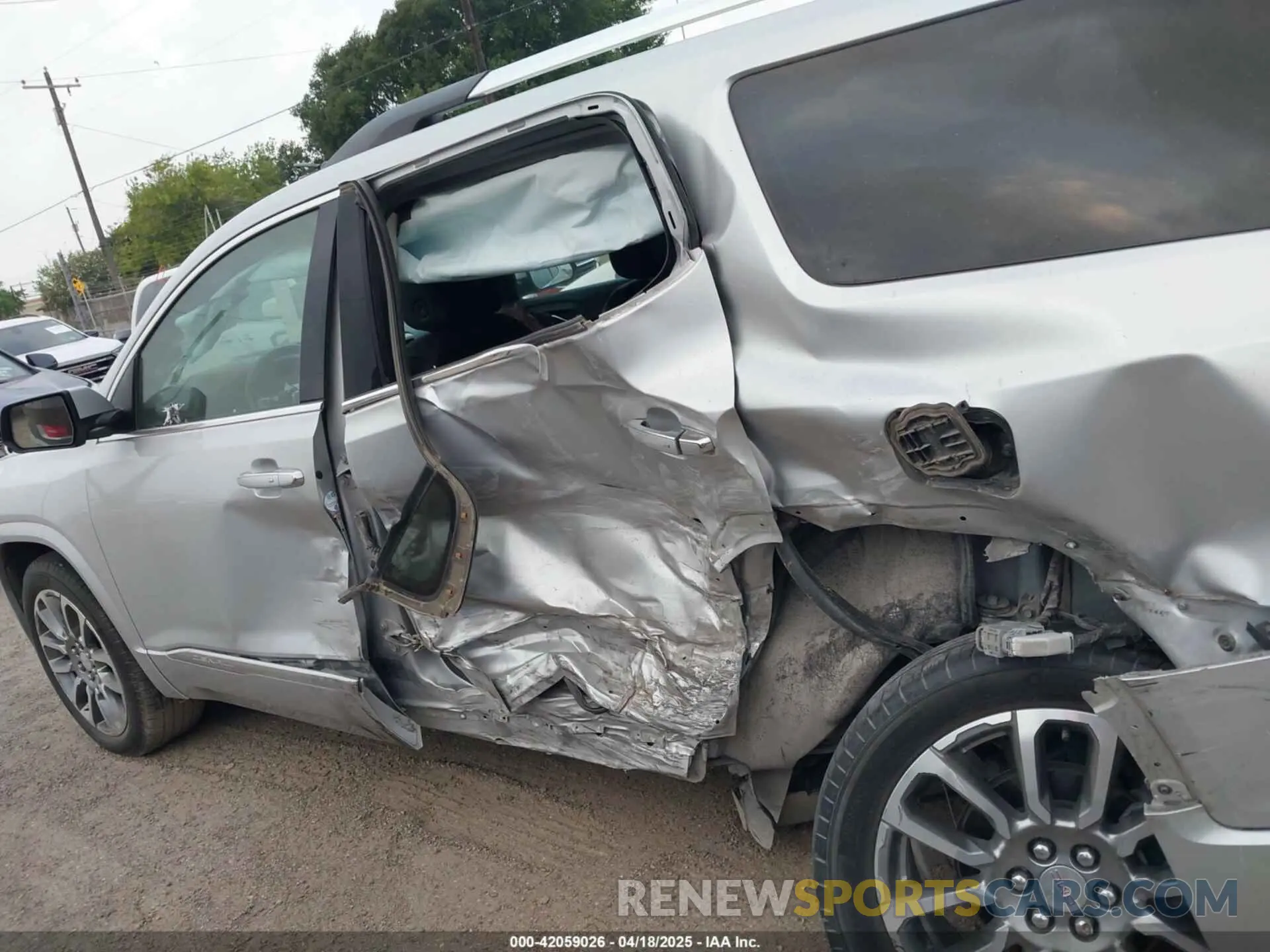 14 fotografías del automóvil dañado 1GKKNPLSXLZ194329 GMC ACADIA 2020