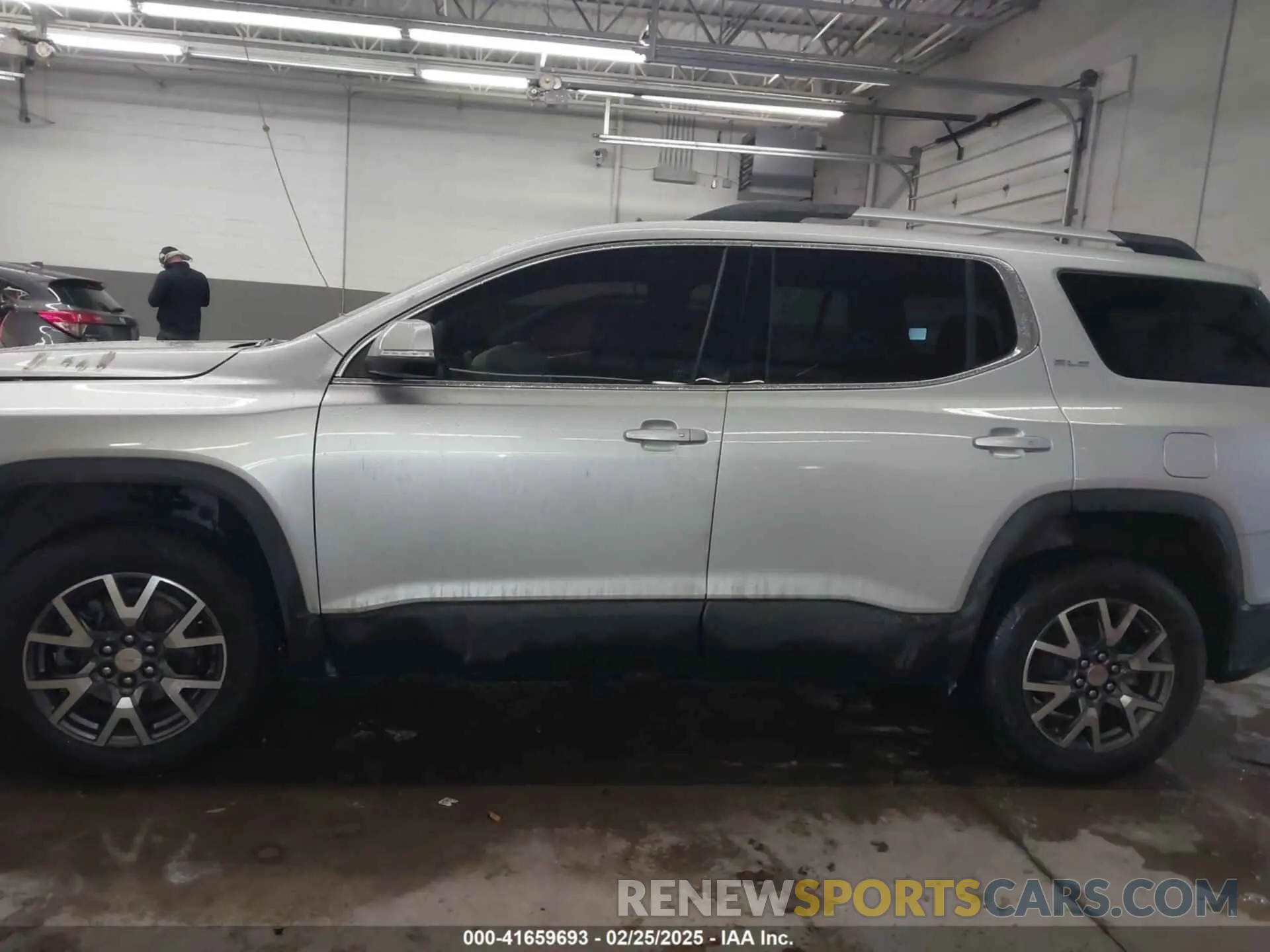 14 fotografías del automóvil dañado 1GKKNRLS6LZ168578 GMC ACADIA 2020