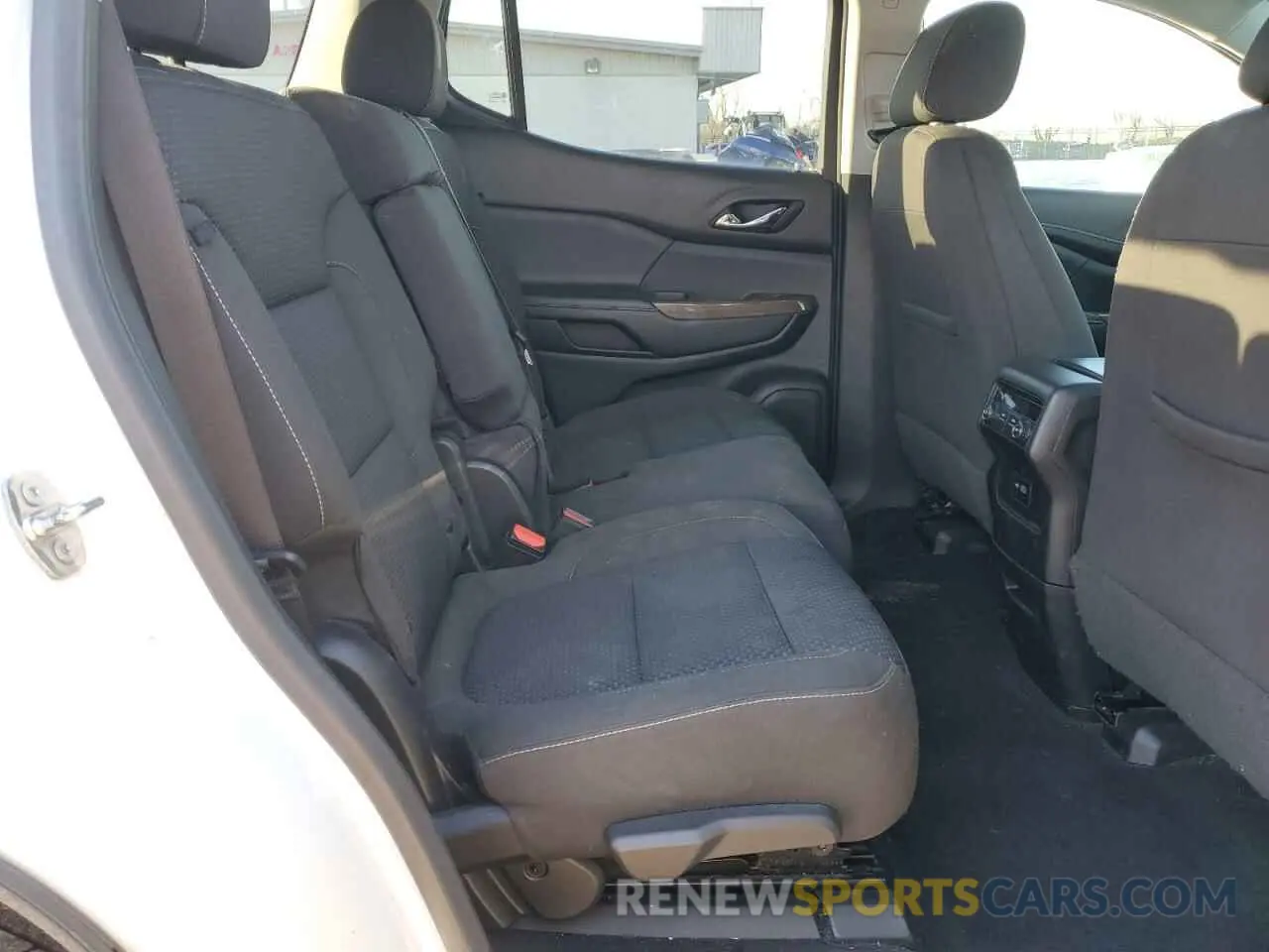 11 fotografías del automóvil dañado 1GKKNRLS8LZ176925 GMC ACADIA 2020