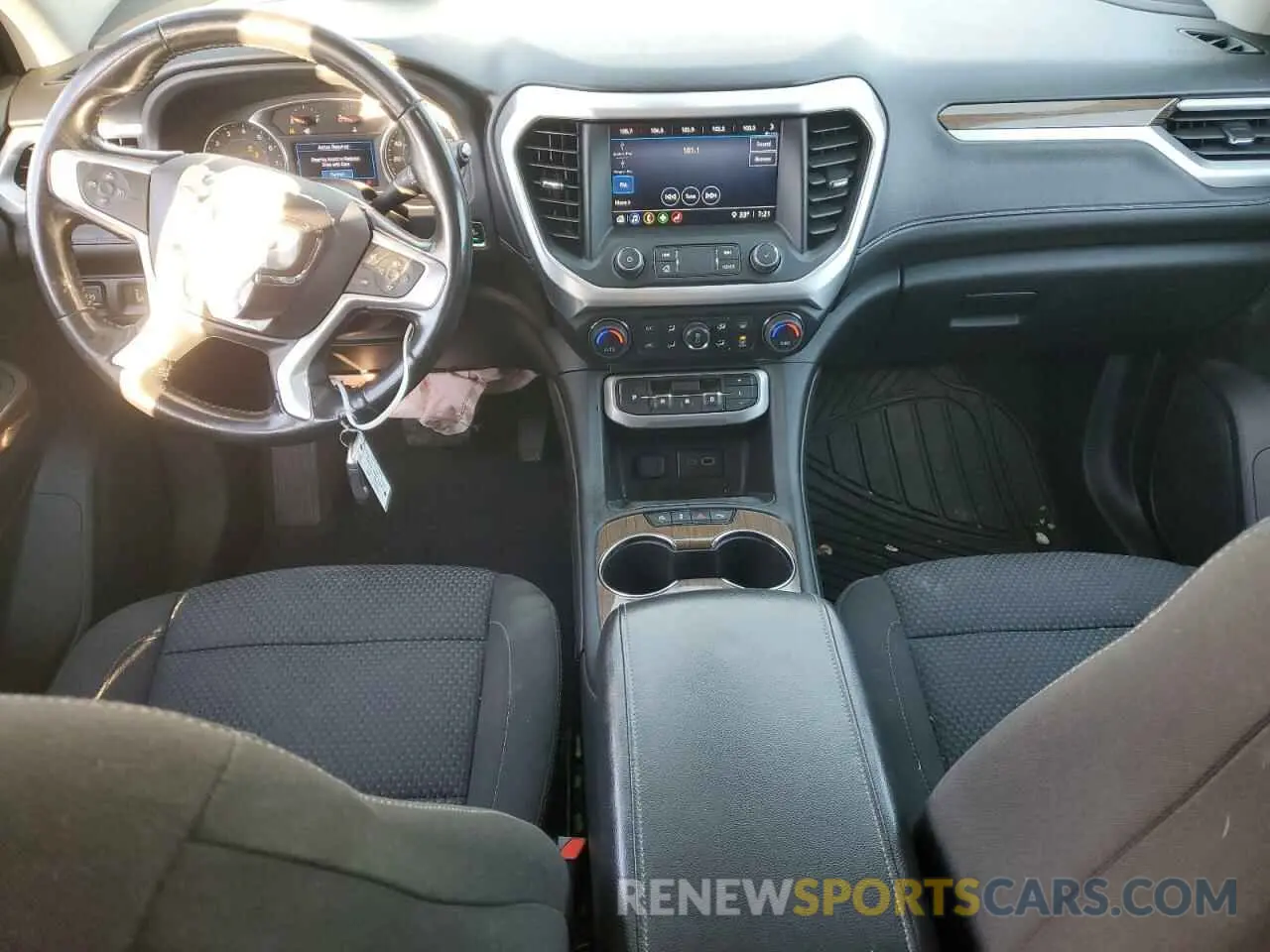 8 fotografías del automóvil dañado 1GKKNRLS8LZ176925 GMC ACADIA 2020