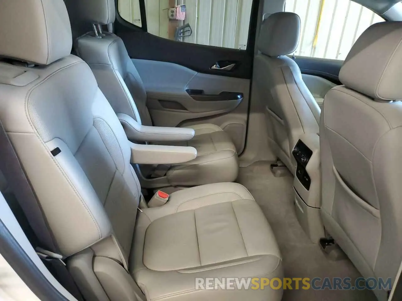 12 fotografías del automóvil dañado 1GKKNULS1LZ151707 GMC ACADIA 2020