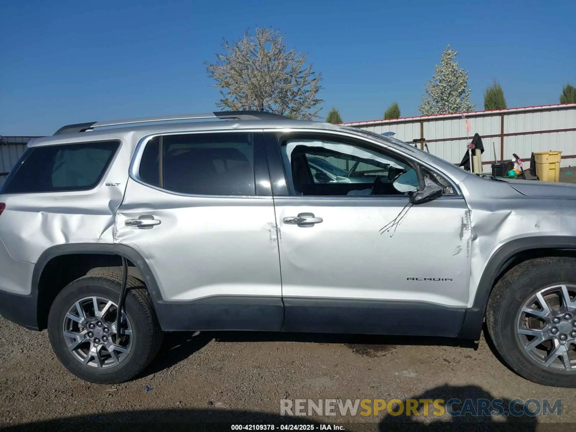 14 fotografías del automóvil dañado 1GKKNULS4LZ166119 GMC ACADIA 2020